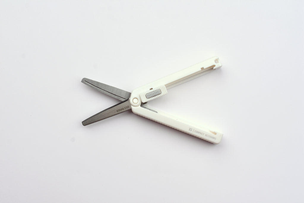 Compact Scissors 