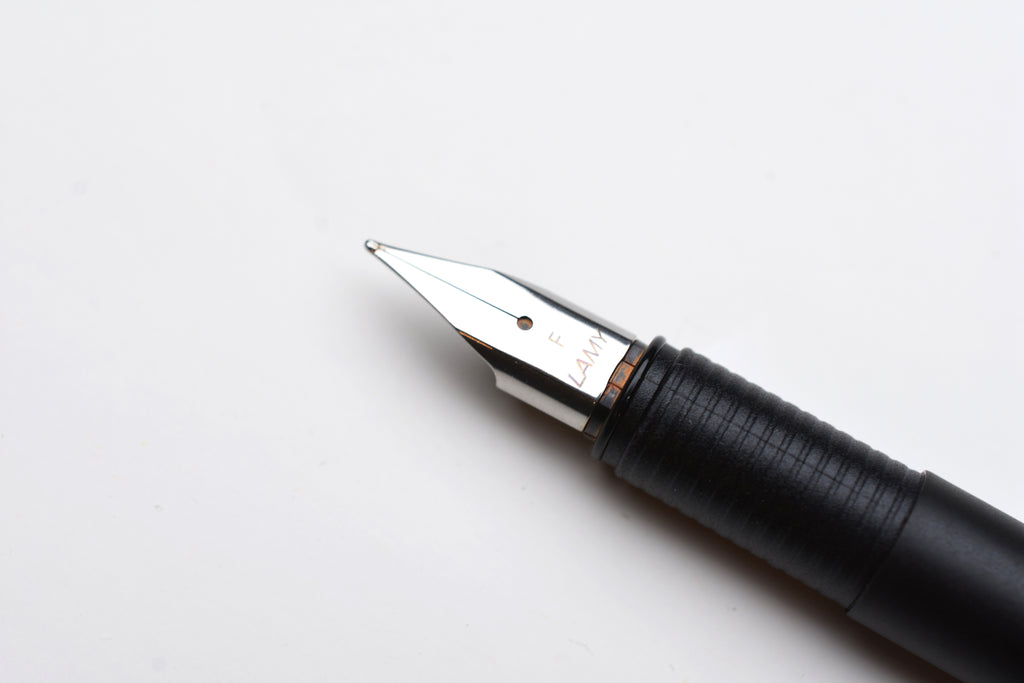 Thin sleek pens : r/fountainpens