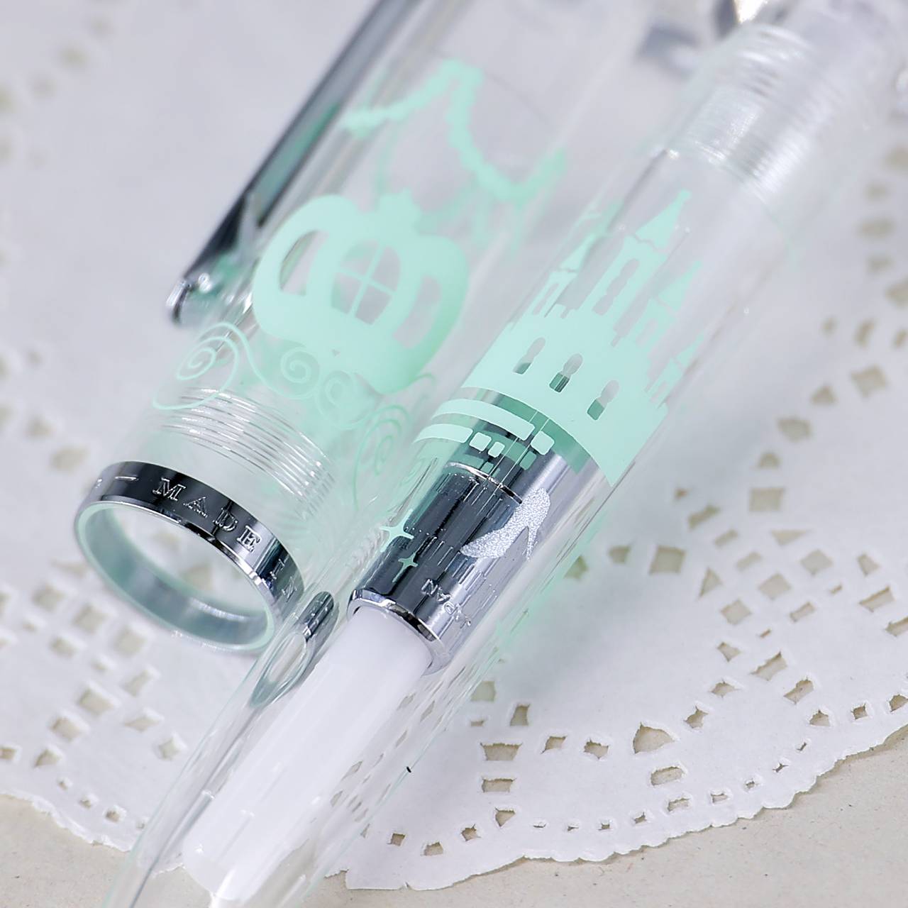 BUNGUBOX Original Fountain Pen - Cinderella's Slipper - Mint Green