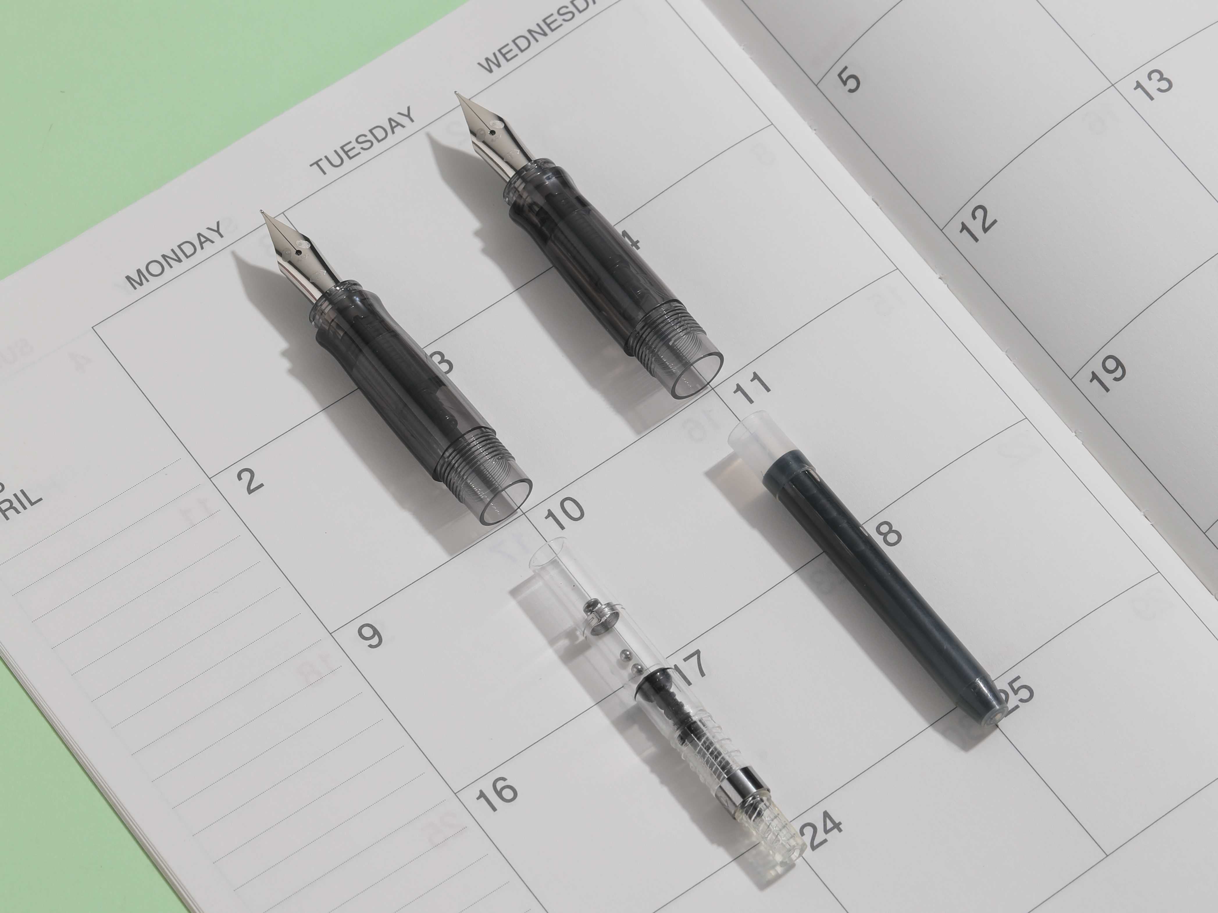 Pilot Kakuno Fountain Pen - Panda - Limited Edition – Yoseka