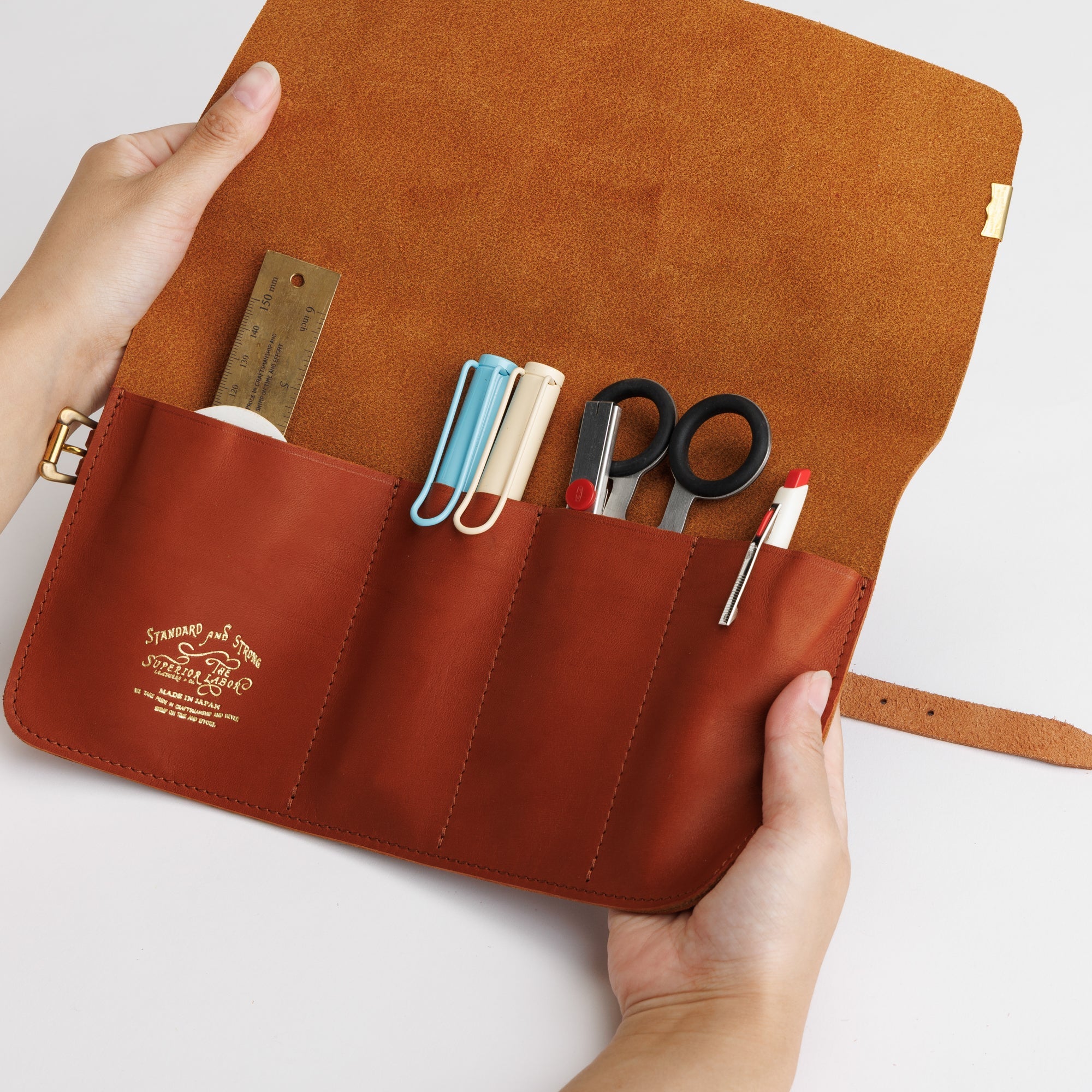 SUPERIOR LABOR ペンケース The Superior Labor - Glove Leather - Roll Pen Case – Yoseka Stationery