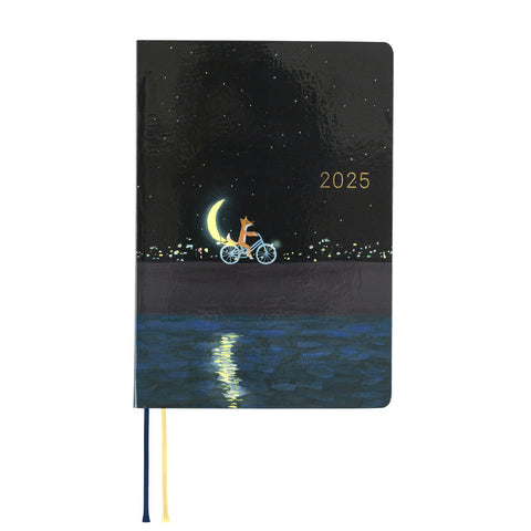 Hobonichi Techo HON 2025 - A6 - Hiroko Kubota: Crescent Moon Delivery - English