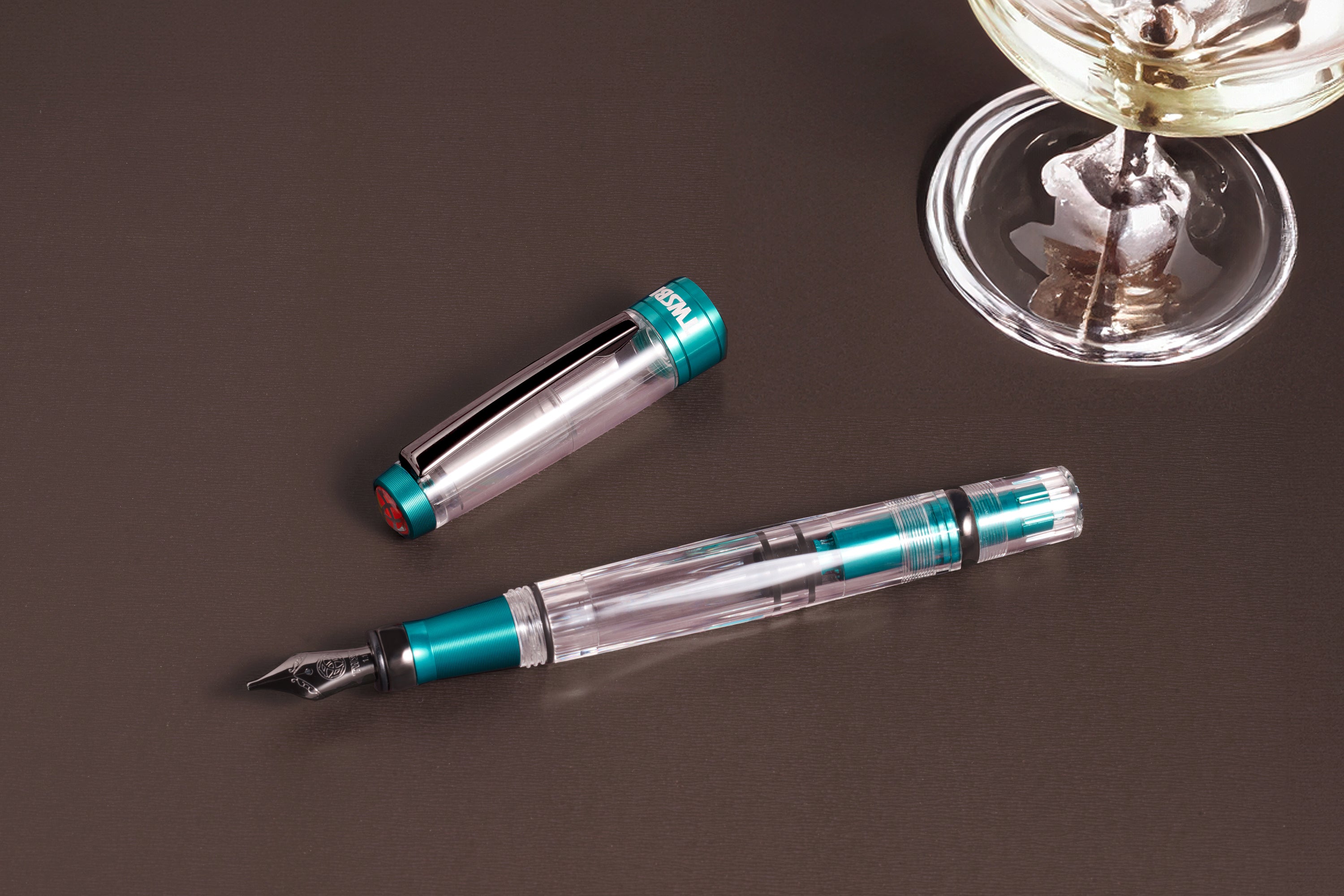 TWSBI Diamond 580ALR Caribbean w/ Onyx - Limited Edition