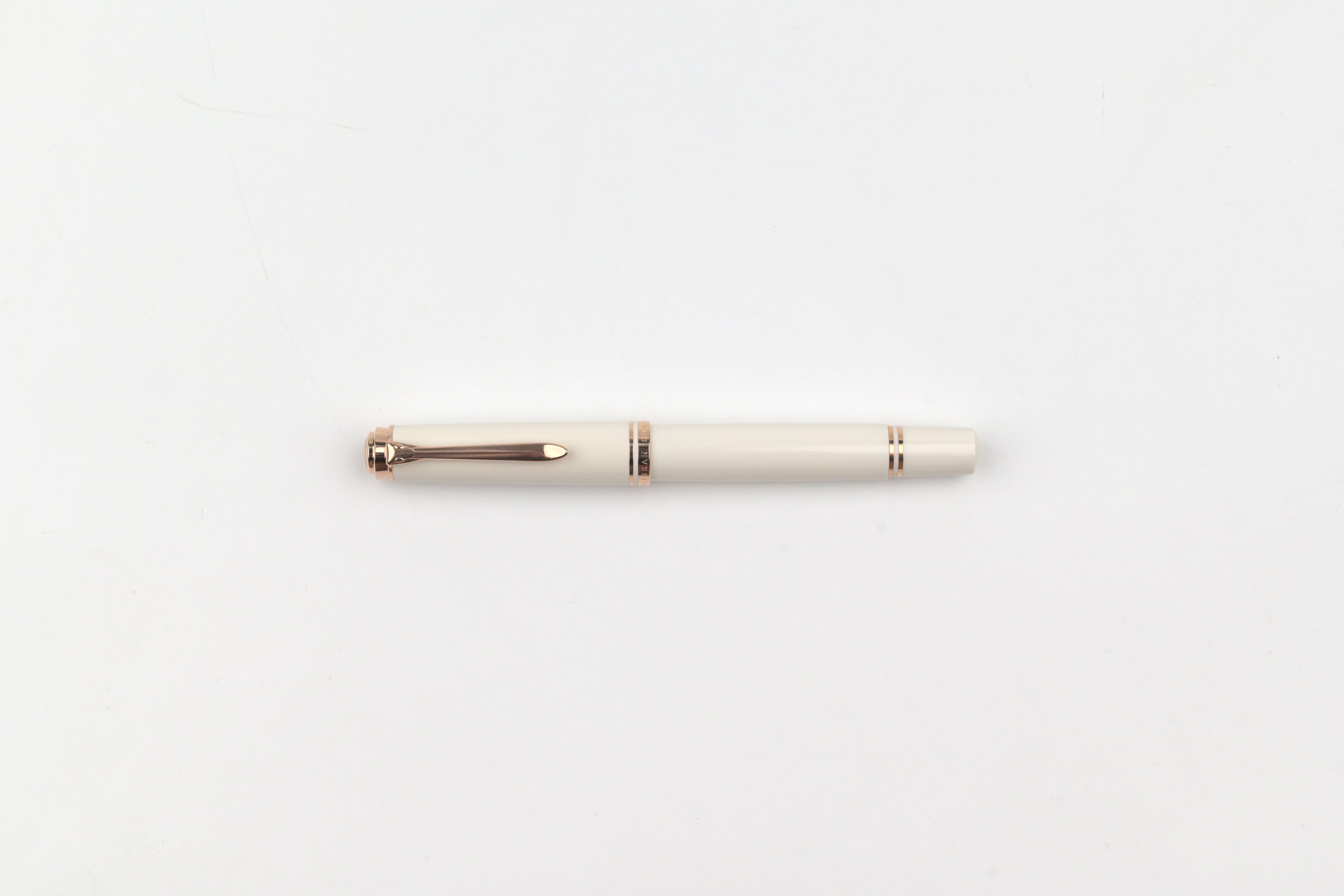 Pelikan M600 Fountain Pen - Souverän - White & Rose Gold – Yoseka
