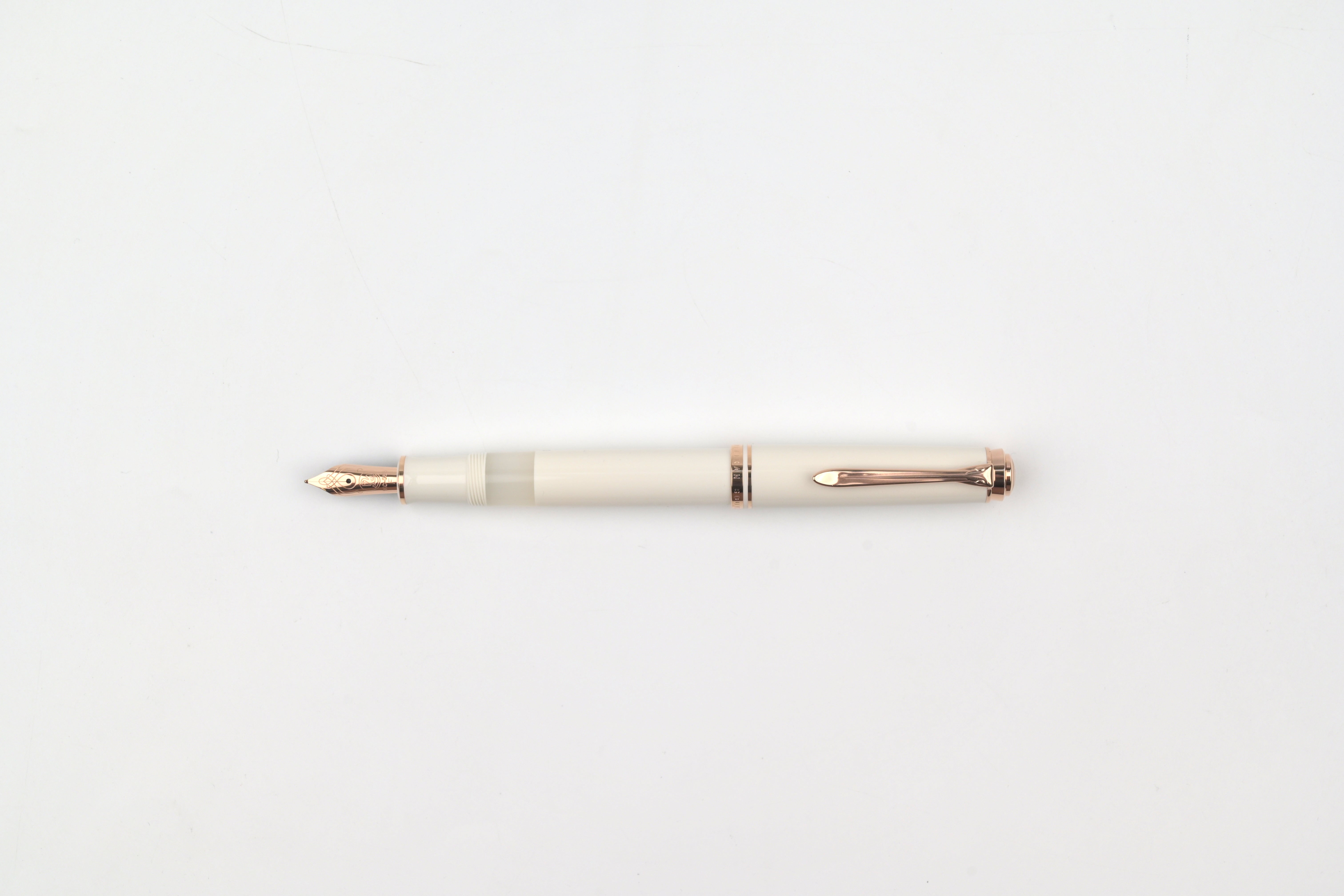 Pelikan M600 Fountain Pen - Souverän - White & Rose Gold – Yoseka
