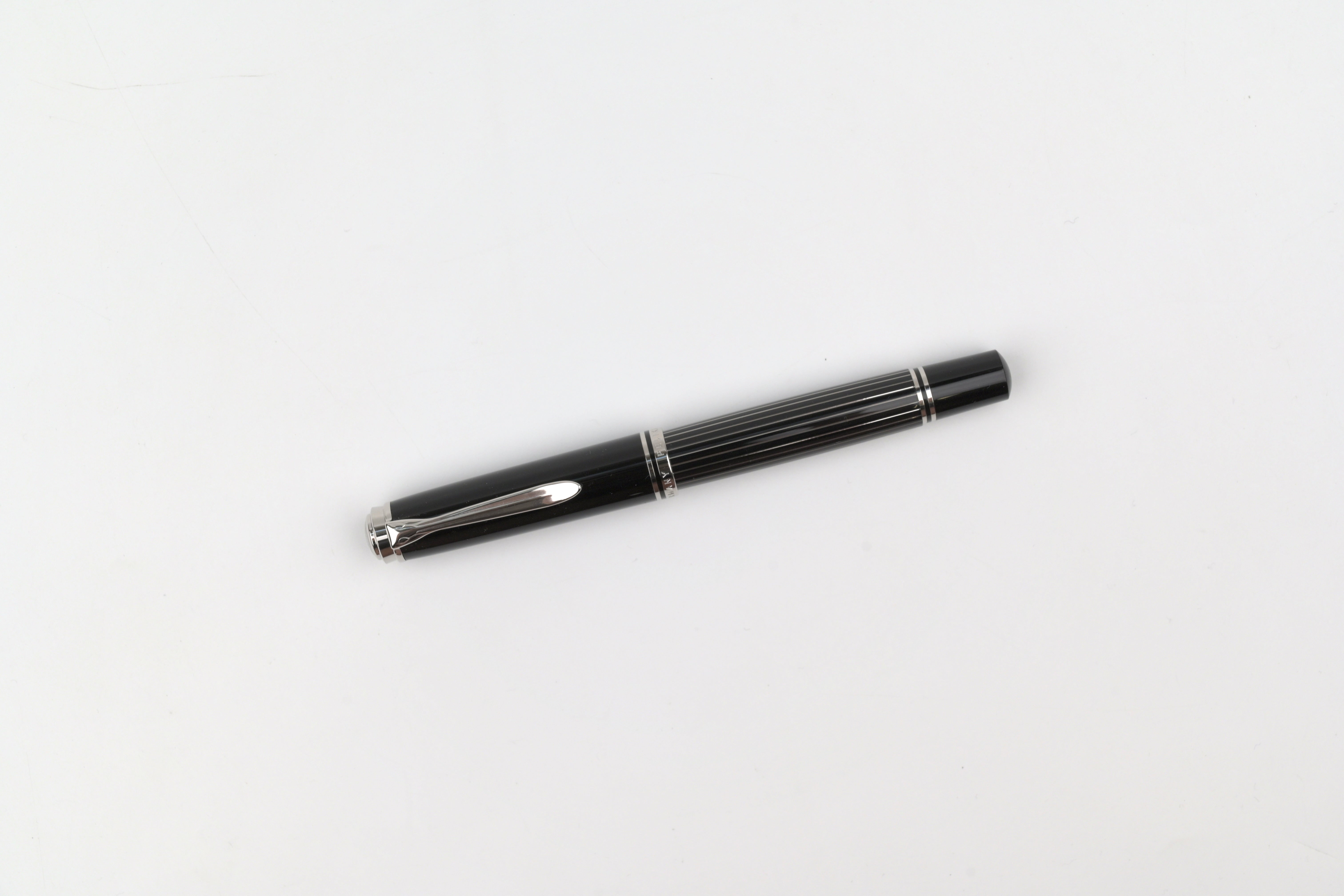 Pelikan M815 Fountain Pen - Souverän - Metal Striped - Black