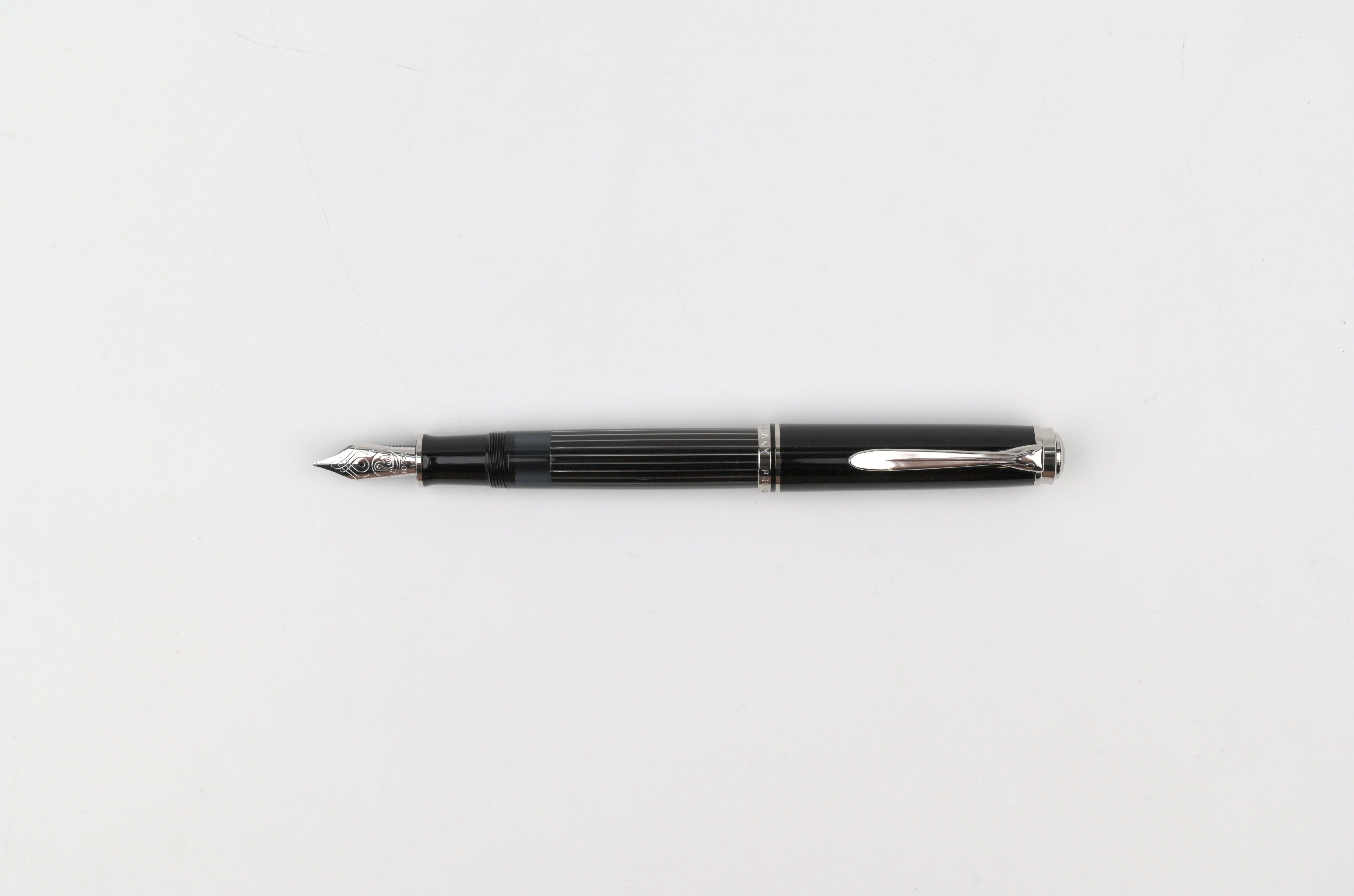 Pelikan M815 Fountain Pen - Souverän - Metal Striped - Black