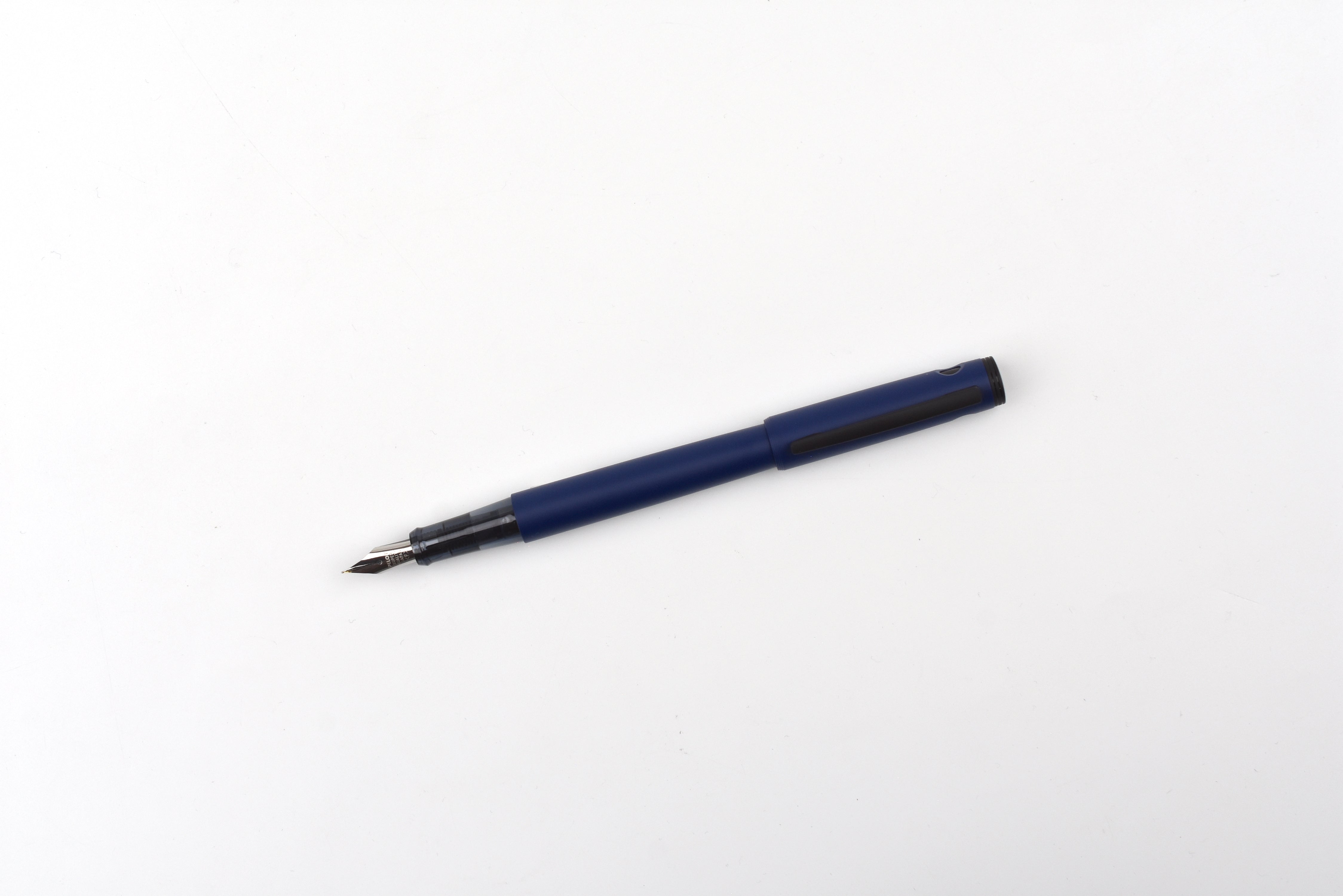 Pilot Explorer Fountain Pen - Matte Navy Blue – Yoseka Stationery
