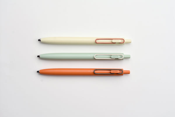 uniball™ ONE F Color Clip, Gel Pen