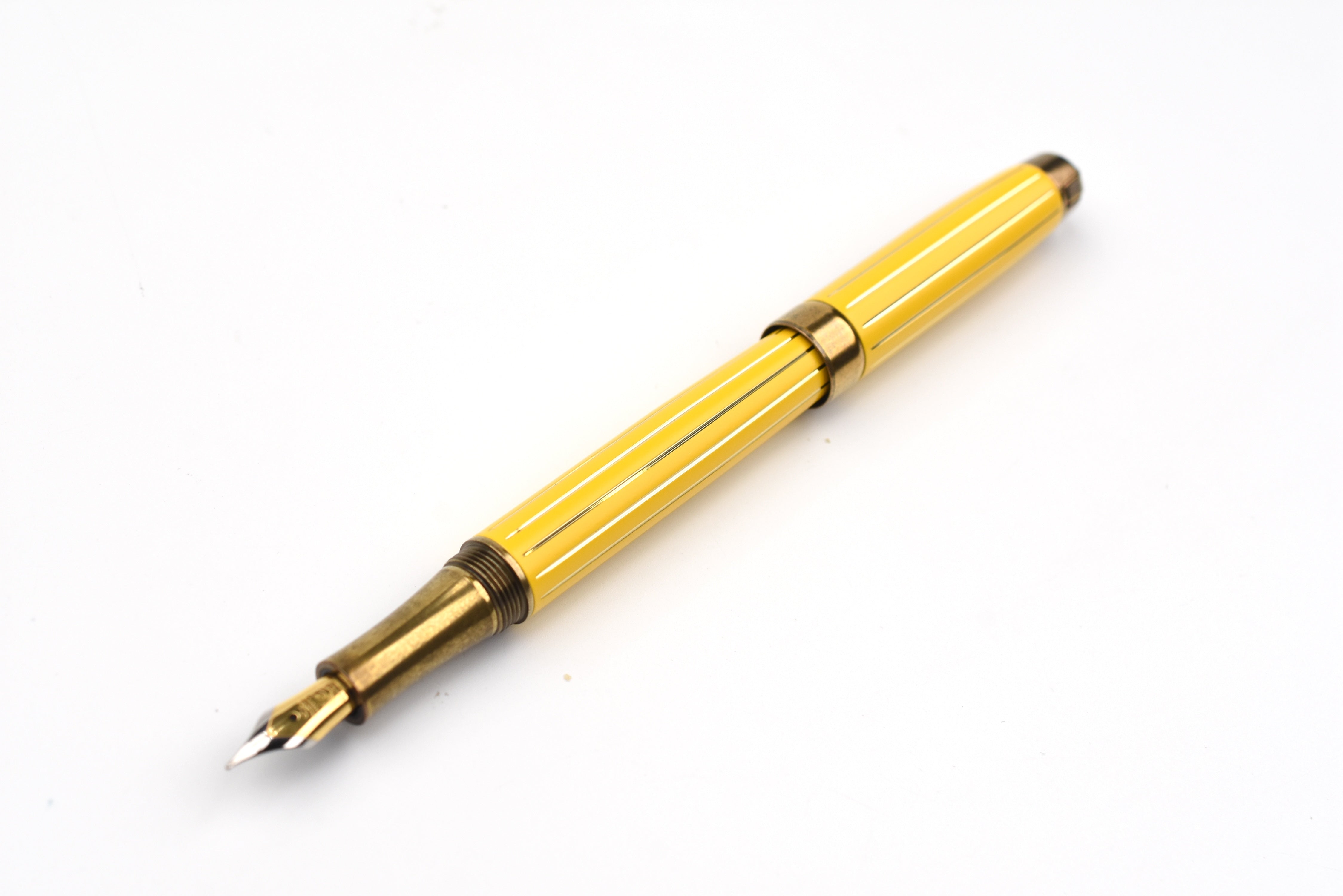 Laban Antique II Fountain Pen - Yellow