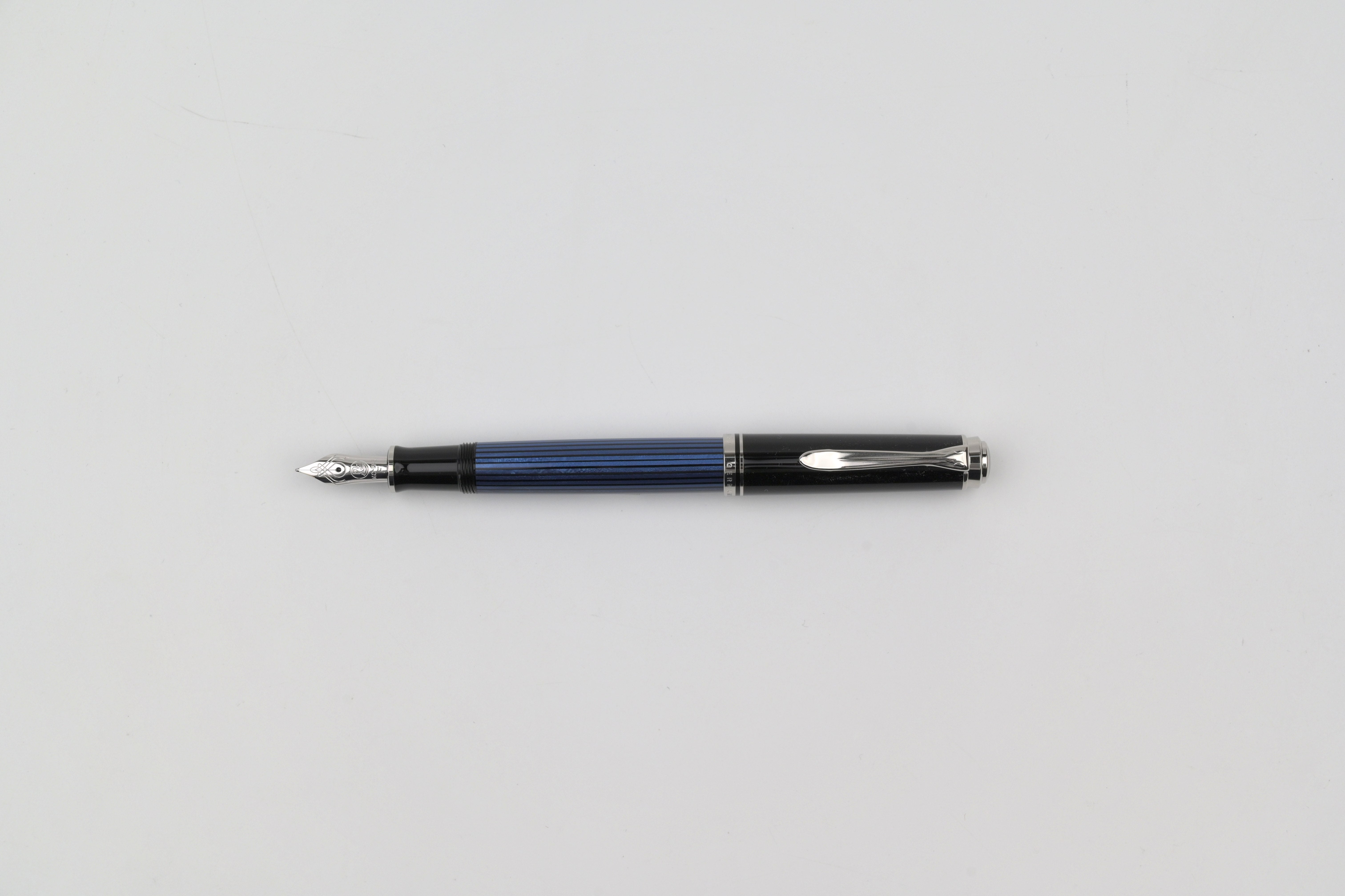 Pelikan M405 Fountain Pen - Souverän - Black-Blue – Yoseka Stationery