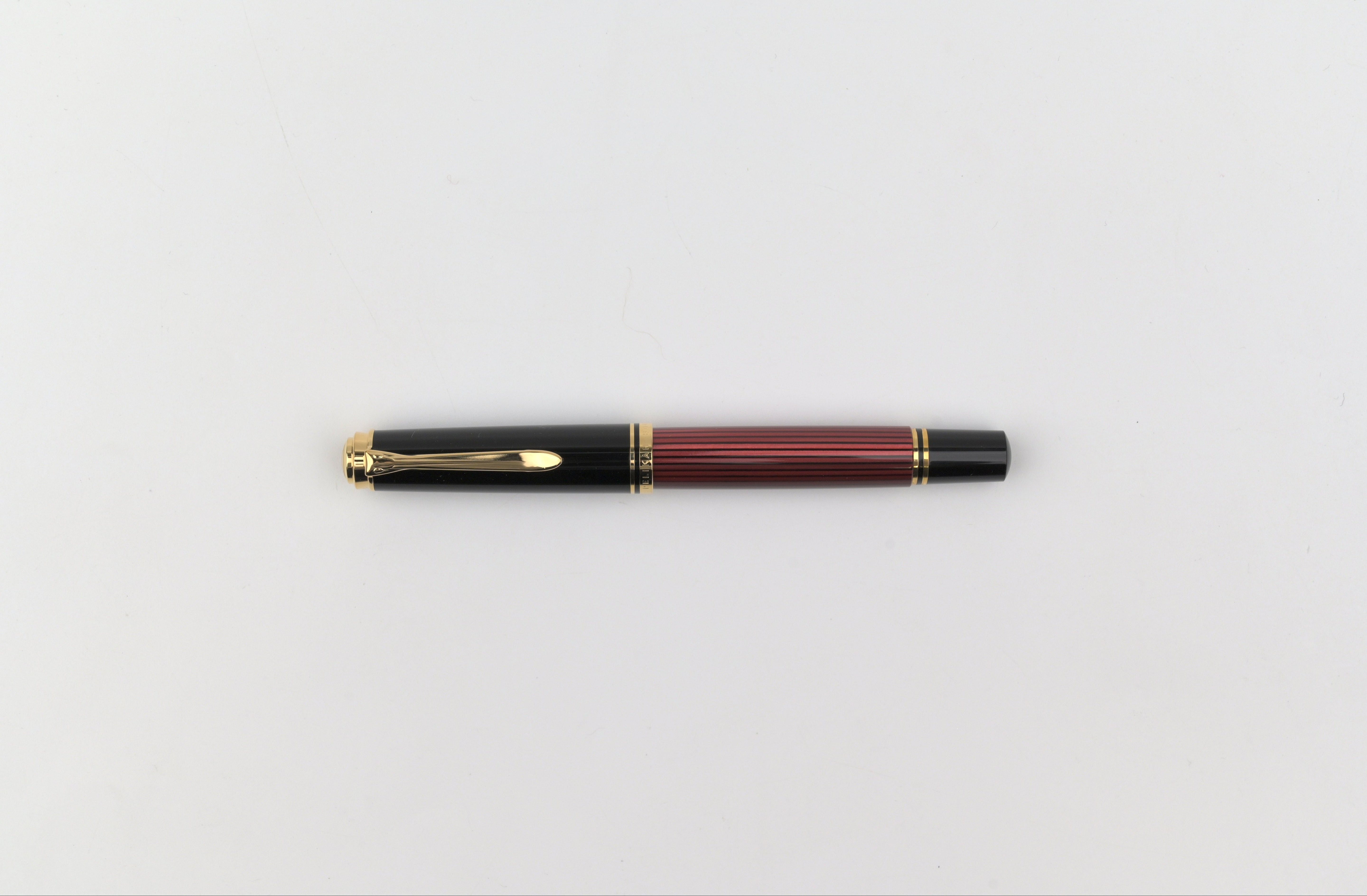 Pelikan M600 Fountain Pen - Souverän - Black-Red