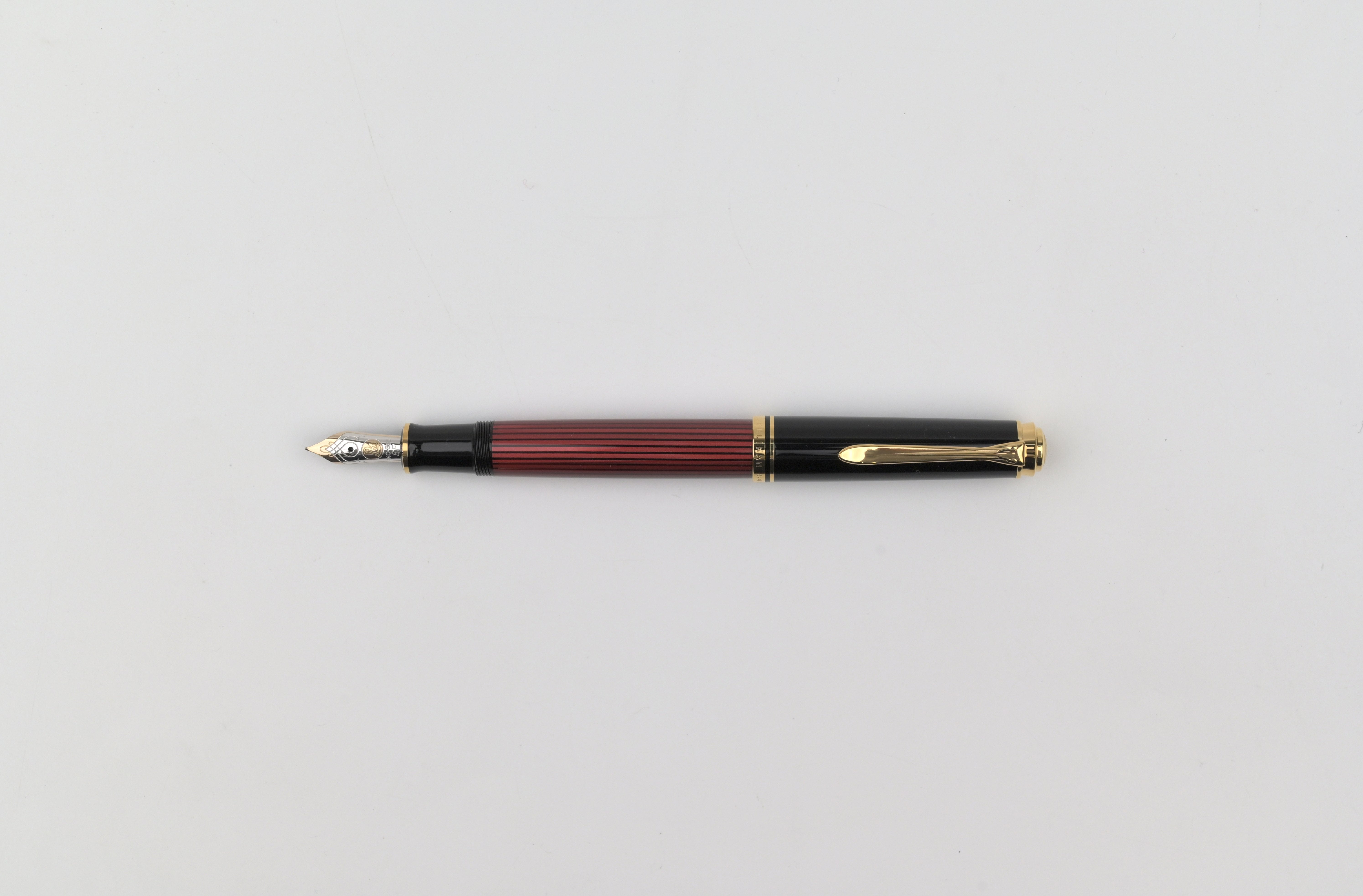 Pelikan M600 Fountain Pen - Souverän - Black-Red – Yoseka Stationery