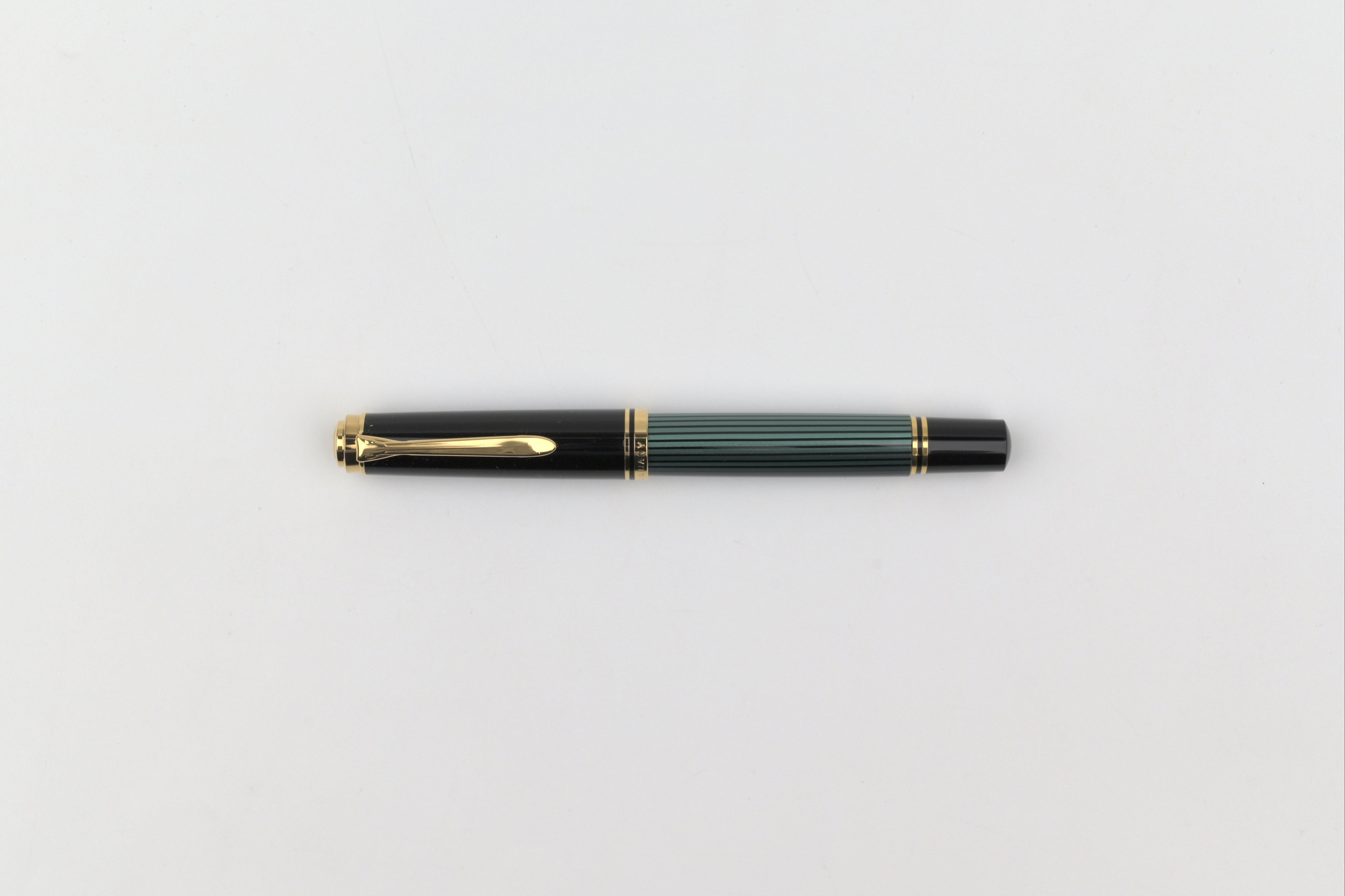 Pelikan M600 Fountain Pen - Souverän - Black-Green – Yoseka Stationery