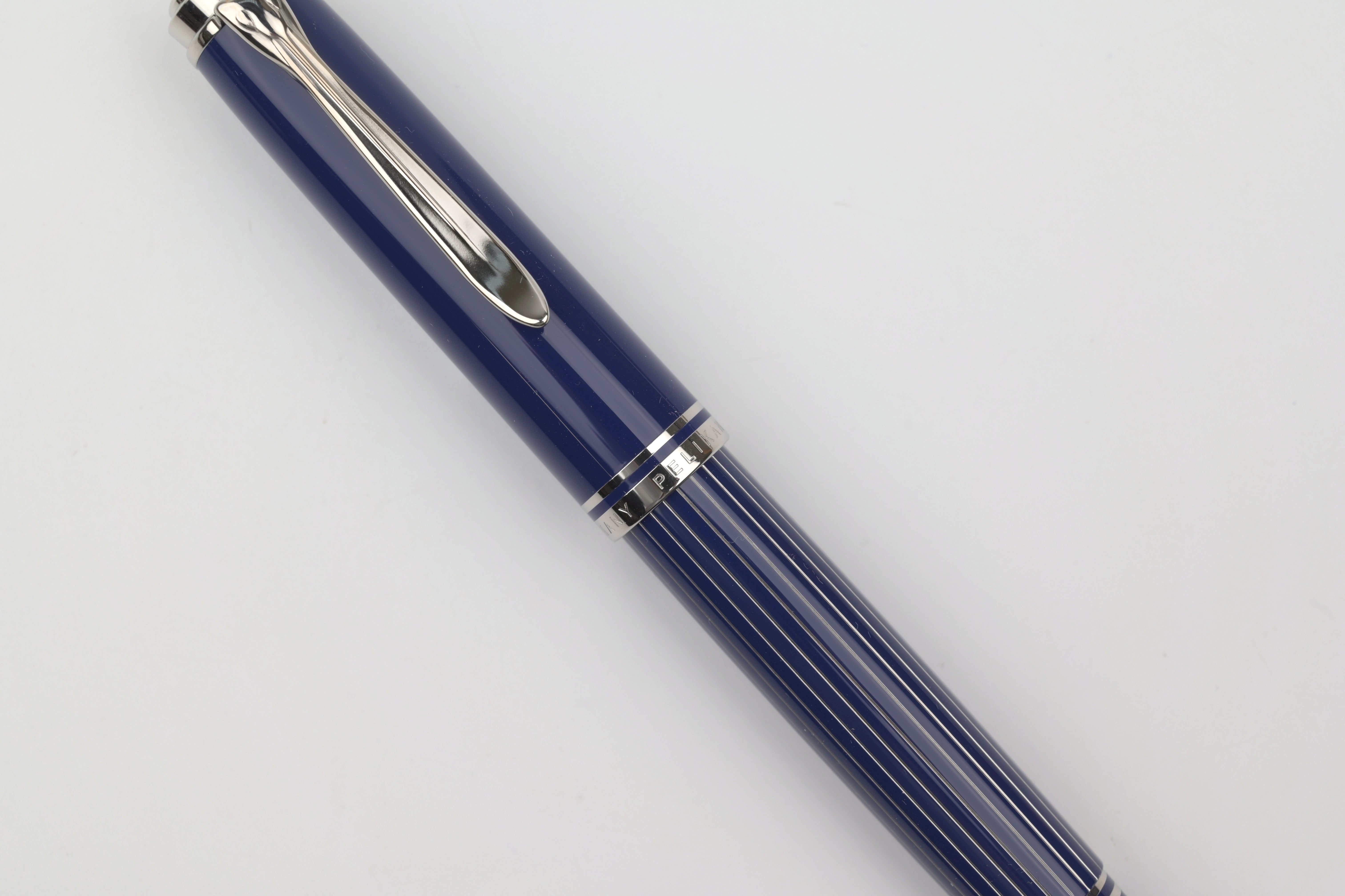 Pelikan M815 Fountain Pen - Souverän - Metal Striped - Blue