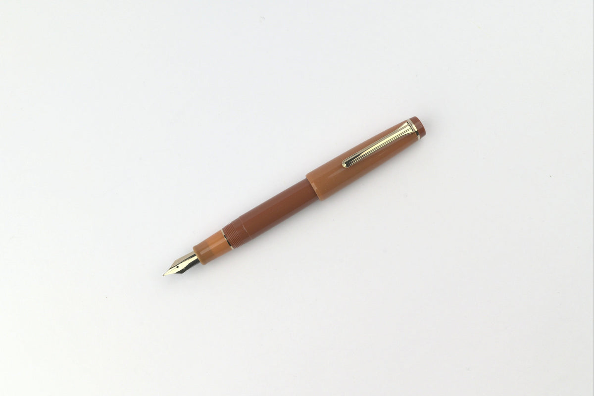 Nagasawa Original Fountain Pen - Chocolate Series - Milk Chocolate