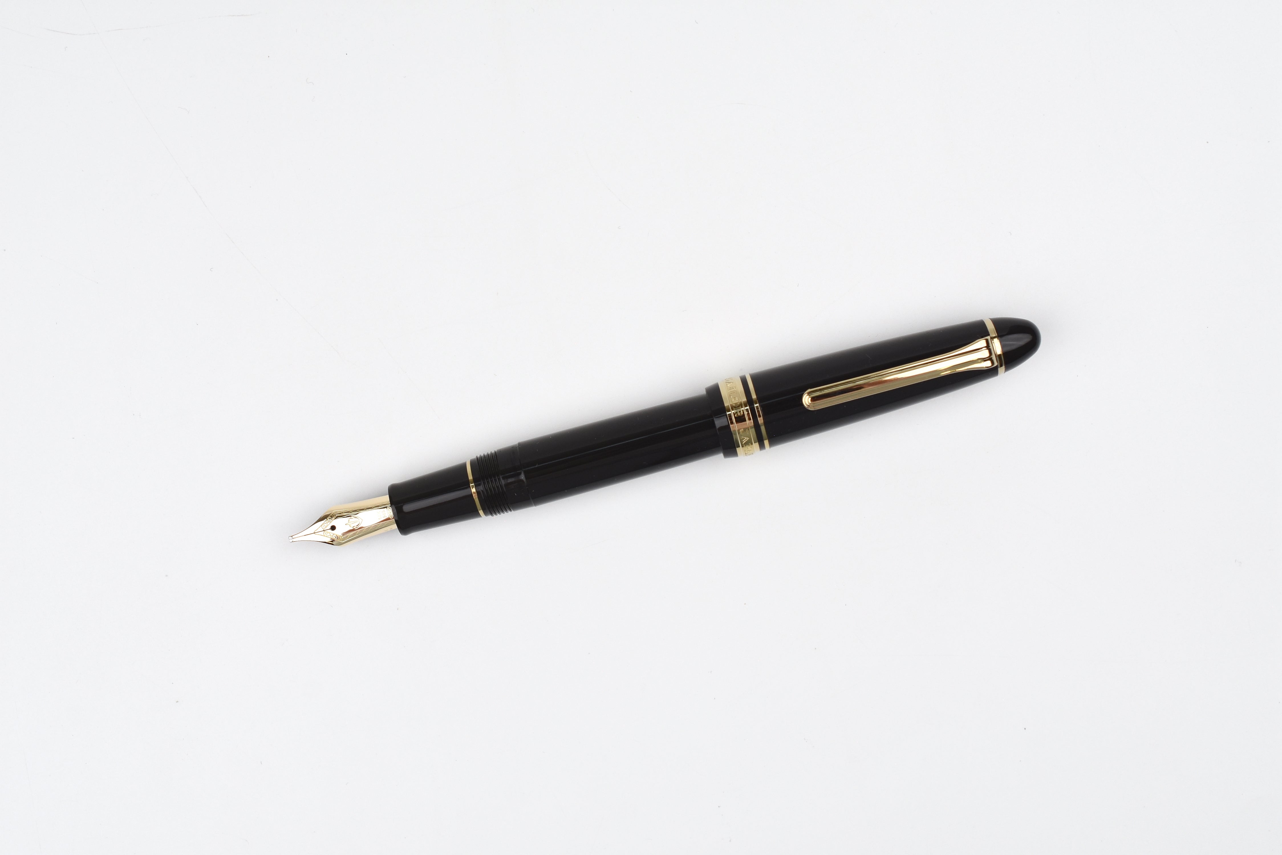 Sailor 1911 Large Fountain Pen - 14K Gold Trim - Black