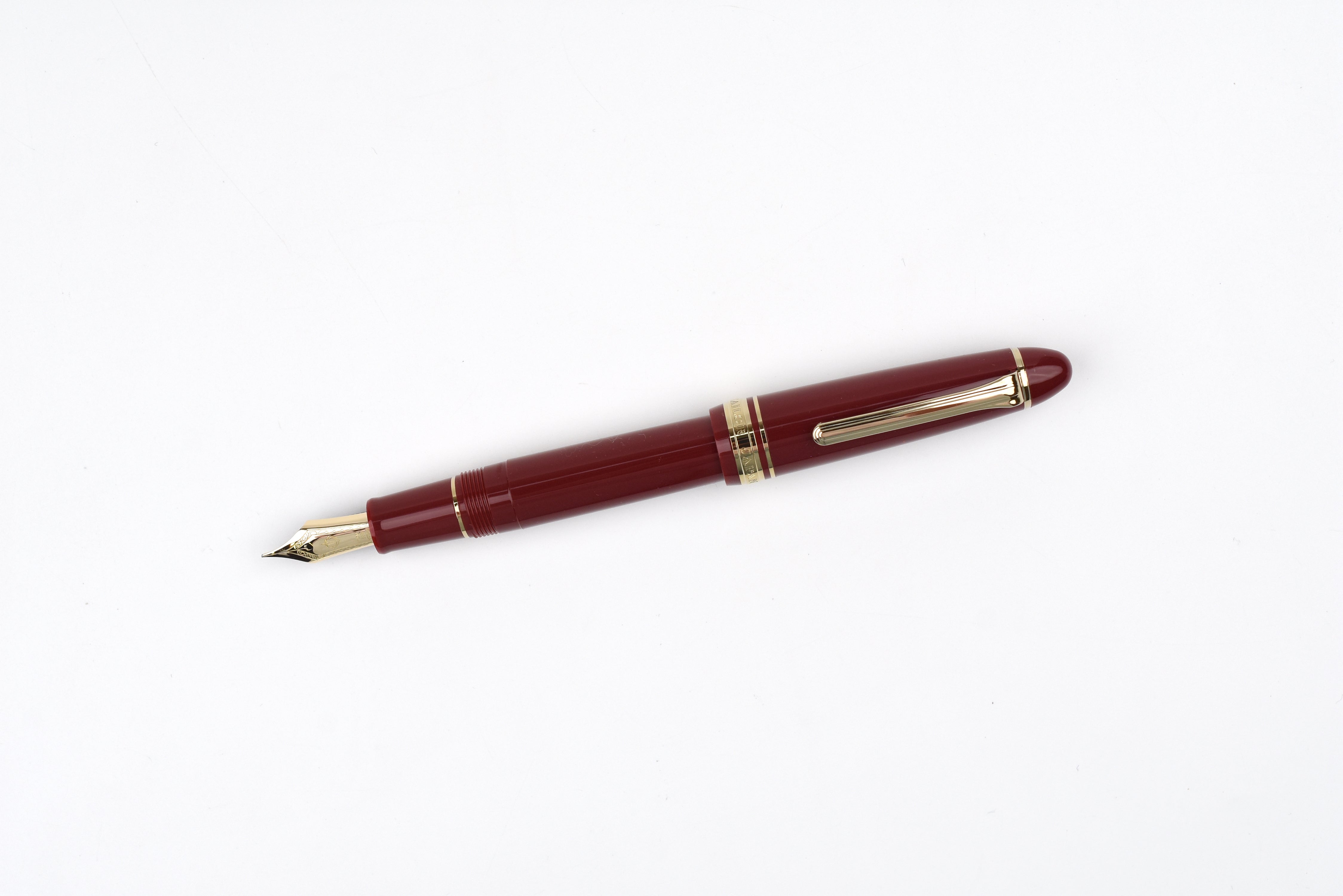Sailor 1911 Large Fountain Pen - 14K Gold Trim - Red