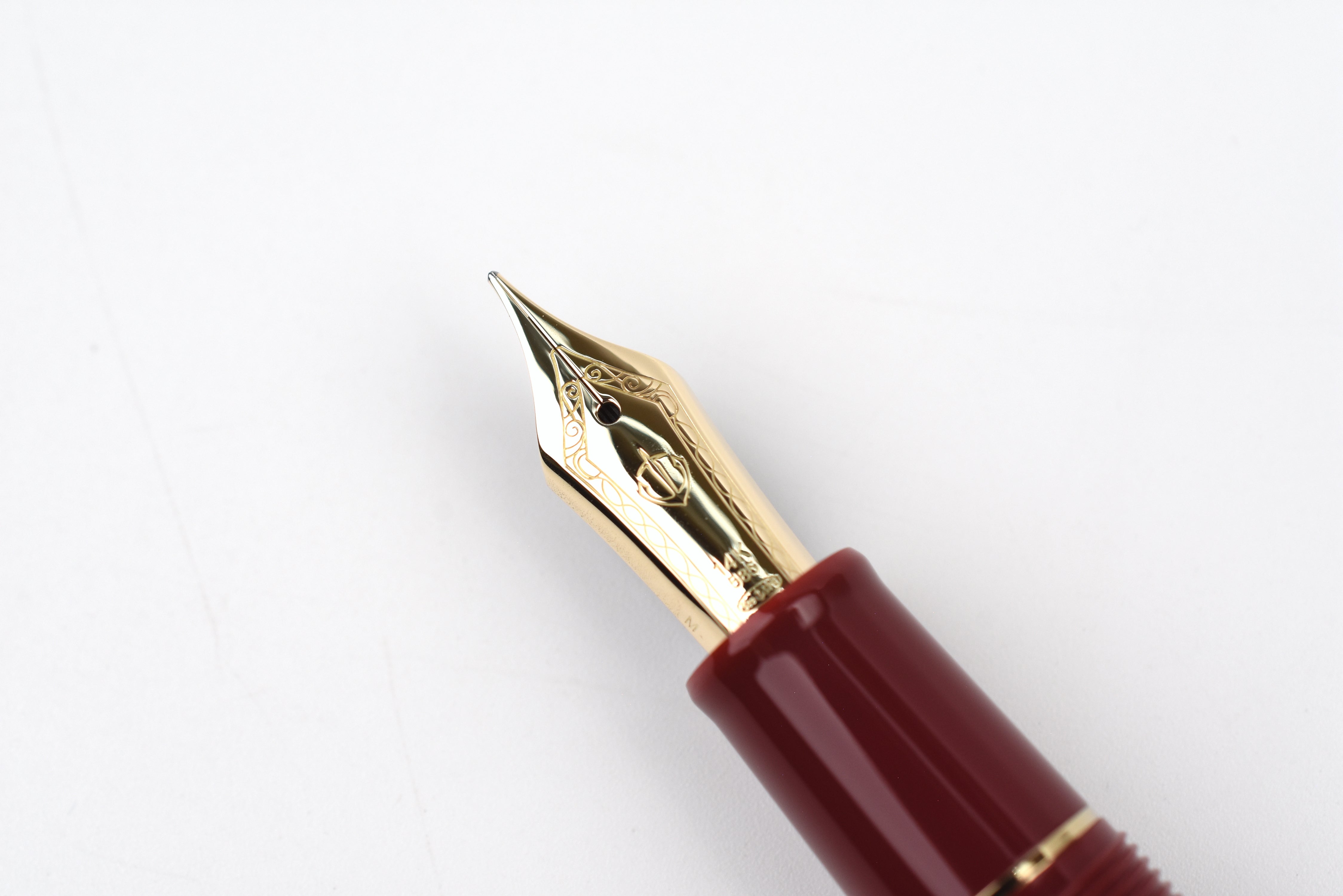 Sailor 1911 Large Fountain Pen - 14K Gold Trim - Red – Yoseka