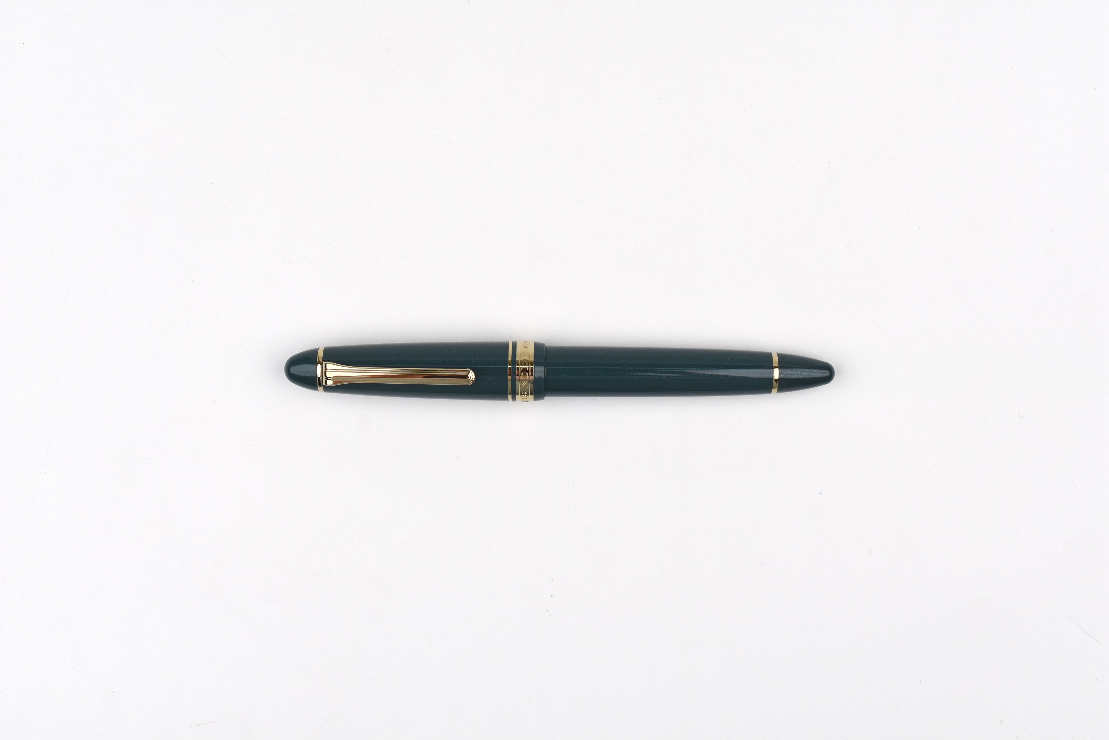 Sailor 1911 Large Fountain Pen - 18K Gold Trim - Shining Green
