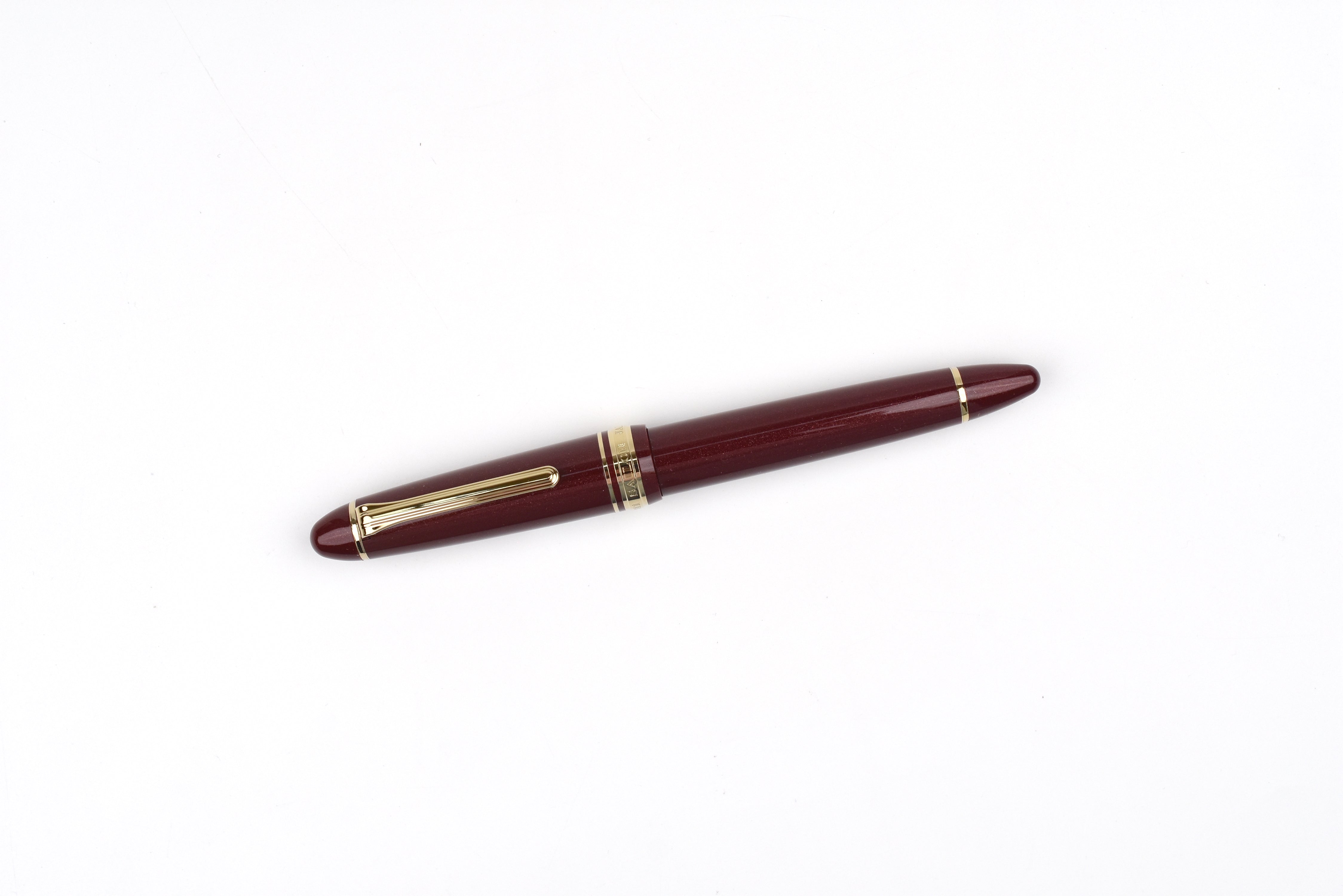 Sailor 1911 Large Fountain Pen - 18K Gold Trim - Shining Red
