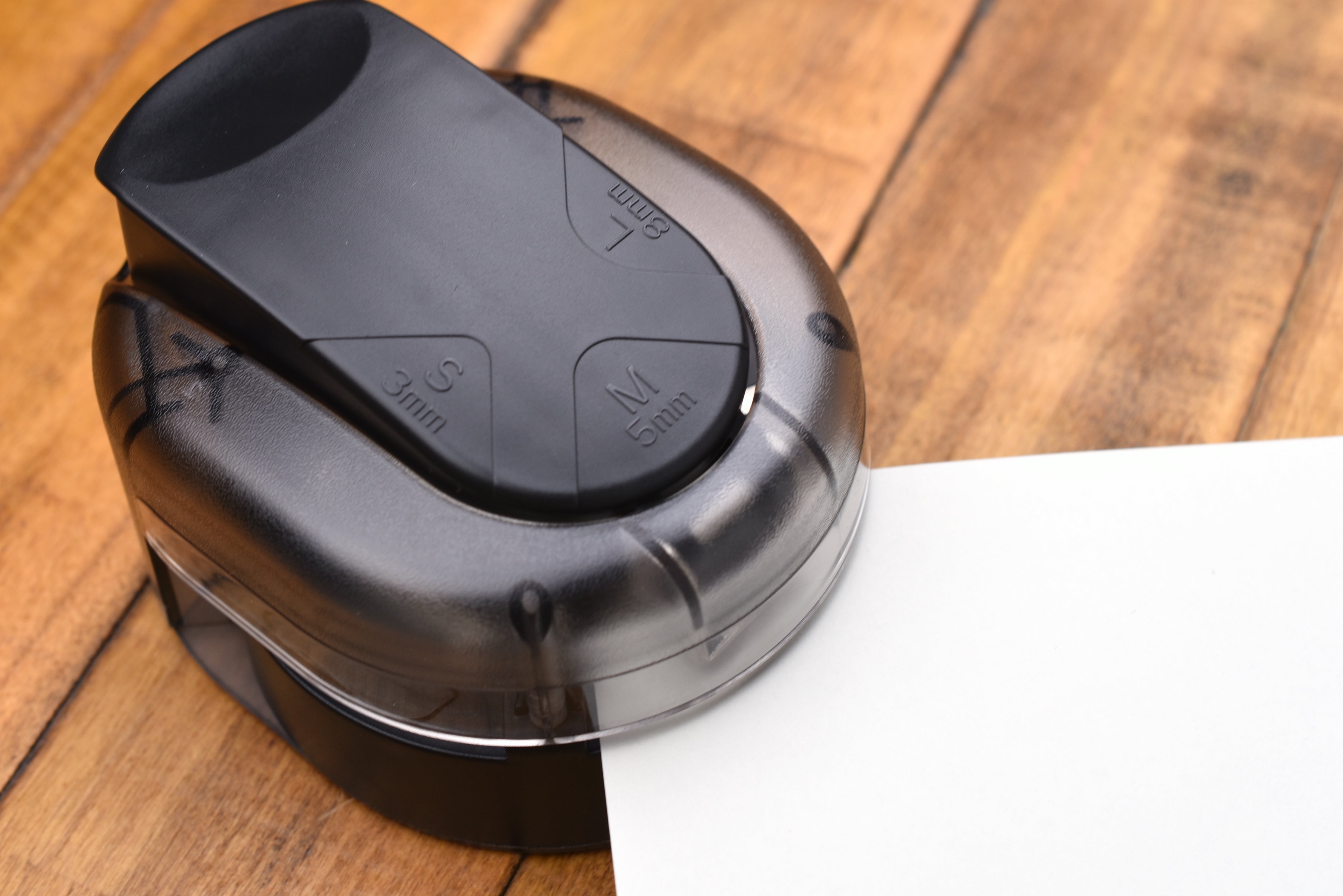 Sun-Star Taglia Angoli Kadomaru PRO NEO - Taglierina Professionale Per Angoli Arrotondati, 3 Misure Inclusive - Foto 2