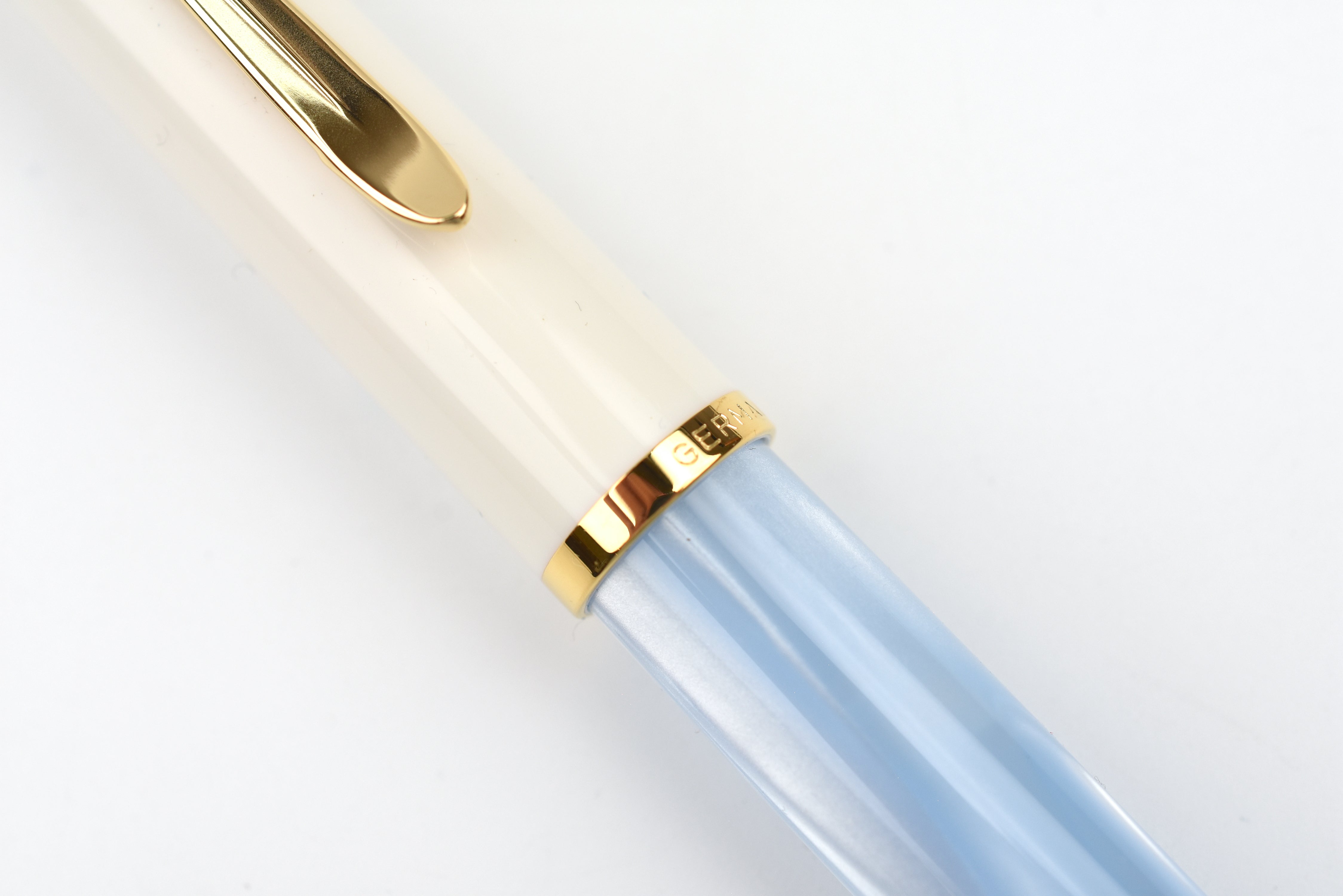 Pelikan M200 Fountain Pen - Classic - Pastel Blue - Special