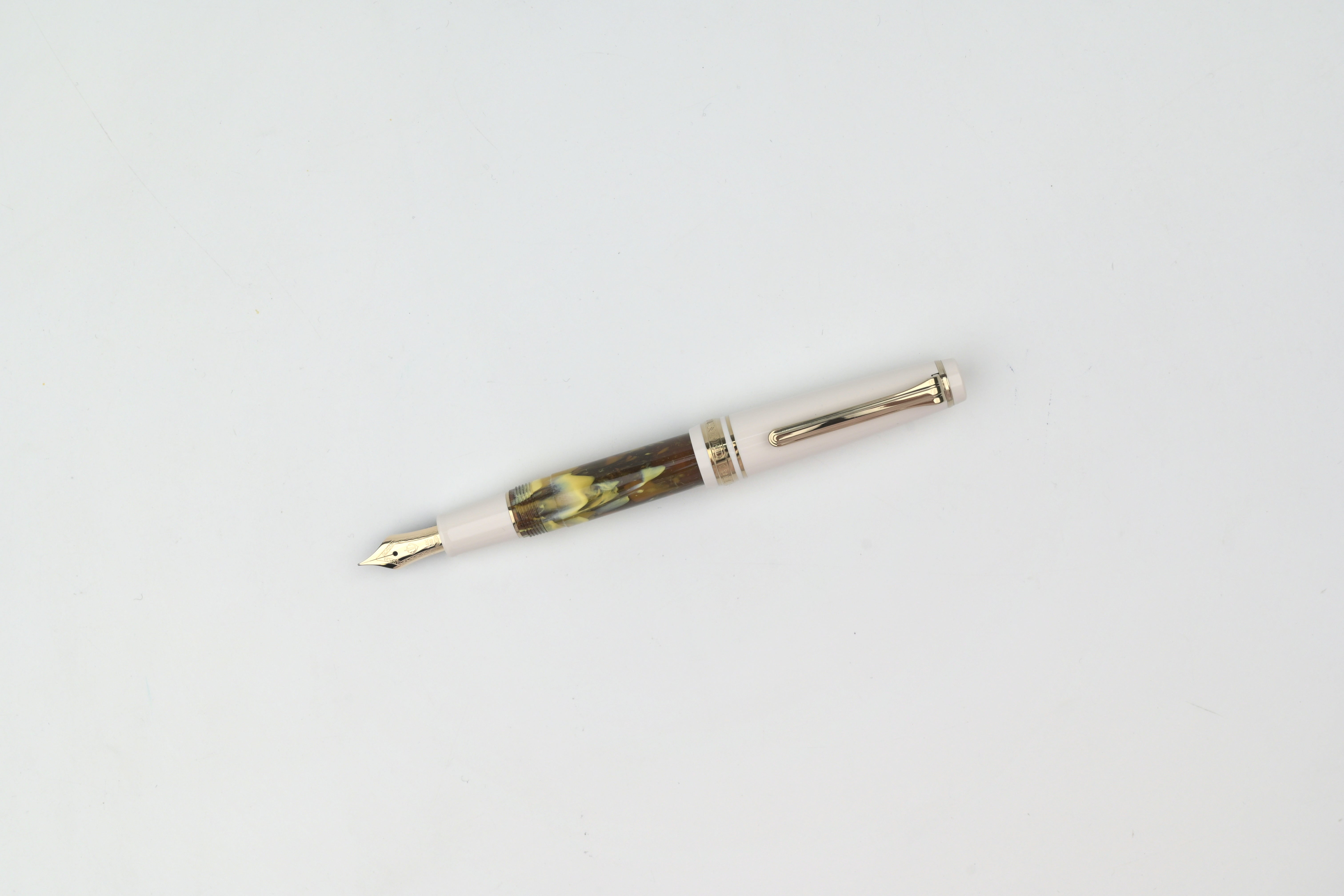 Sailor Professional Gear Slim Mini - Rencontre #4 - L'Hélianthe Sailor Professional Gear Slim Mini - Rencontre #4 - L'Hélianthe
