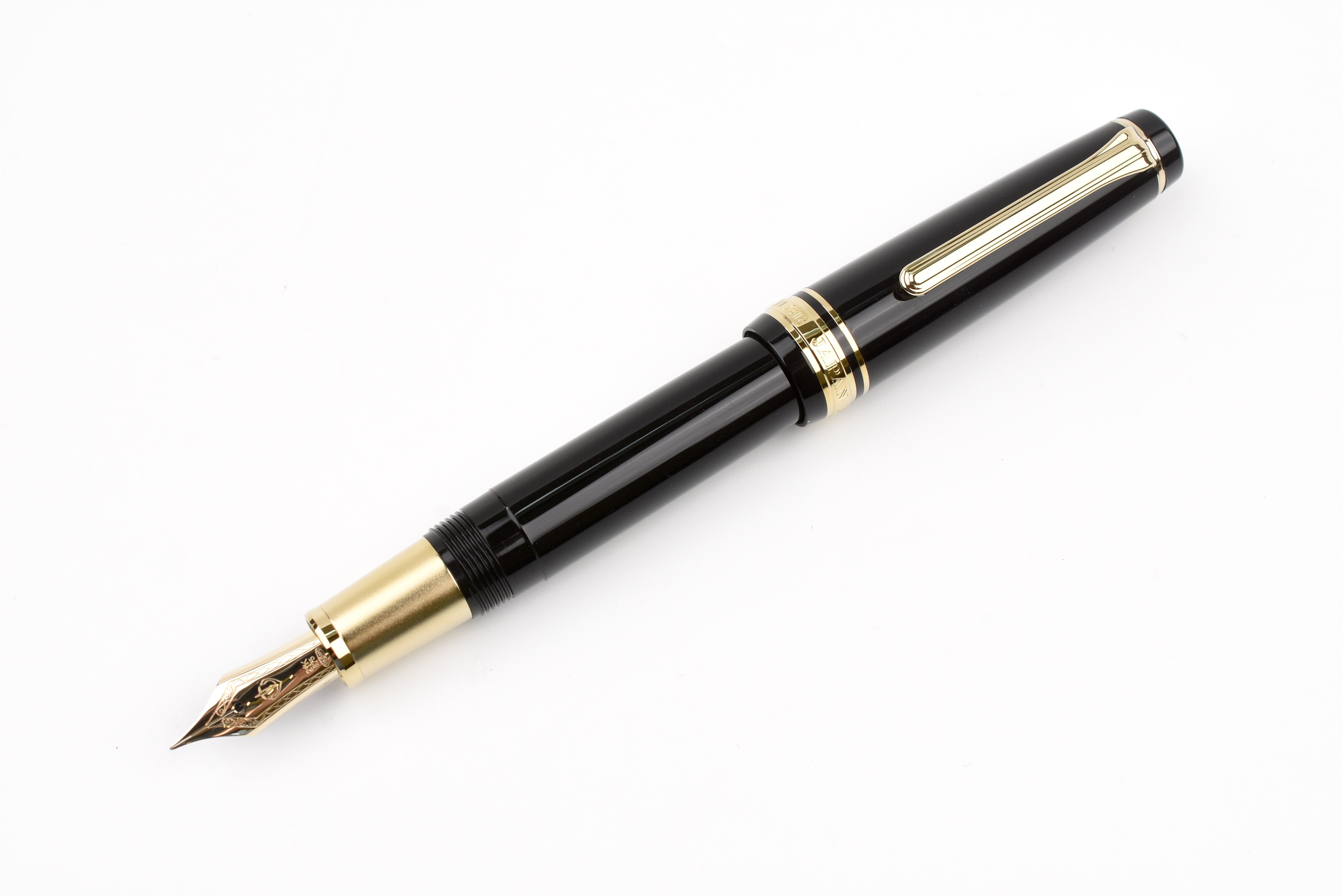 Sailor Pro Gear Fountain Pen - Roppongi Gold - Matte Grip