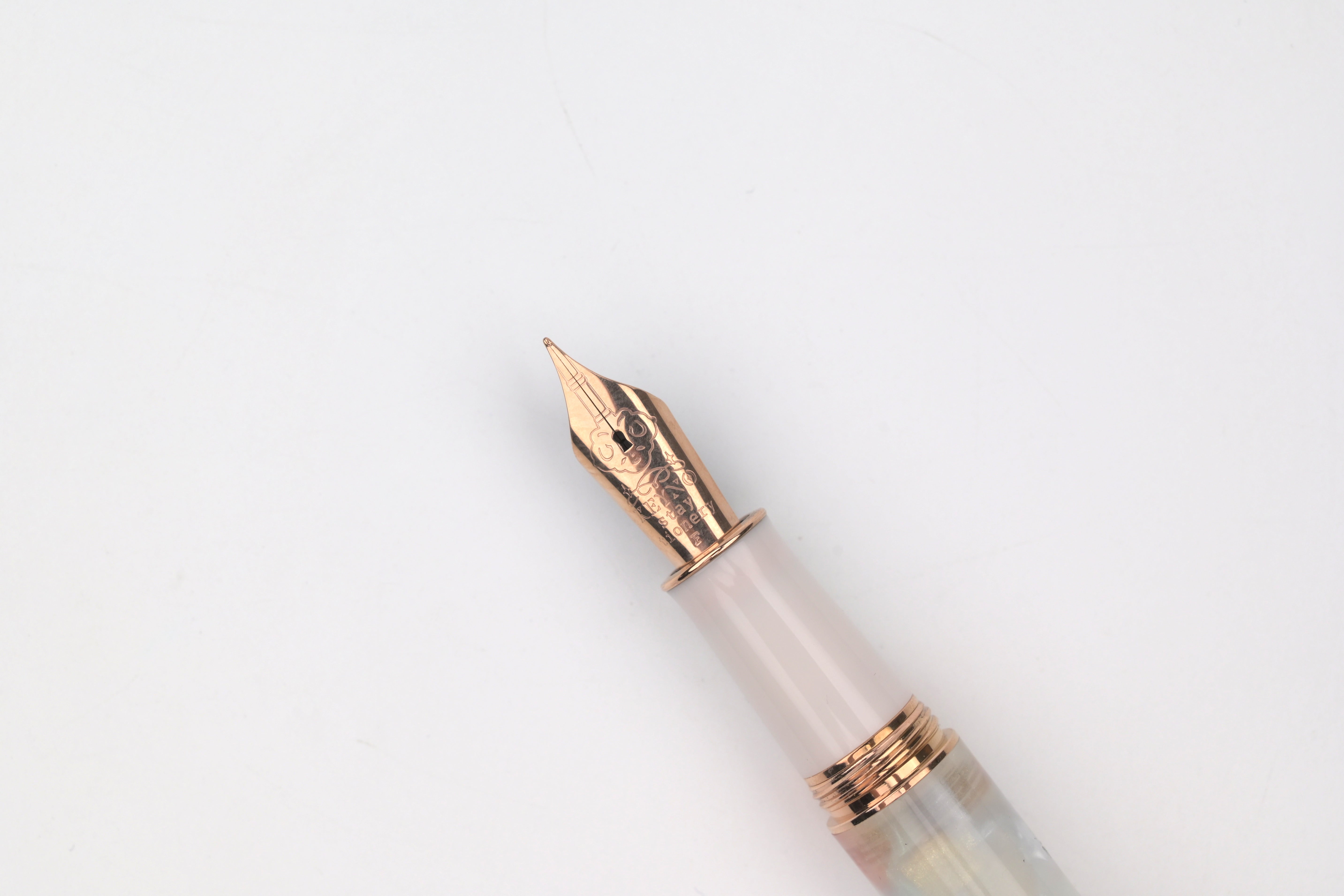 Dominant Industry - Keyno Fountain Pen - No. 014 Cherishment