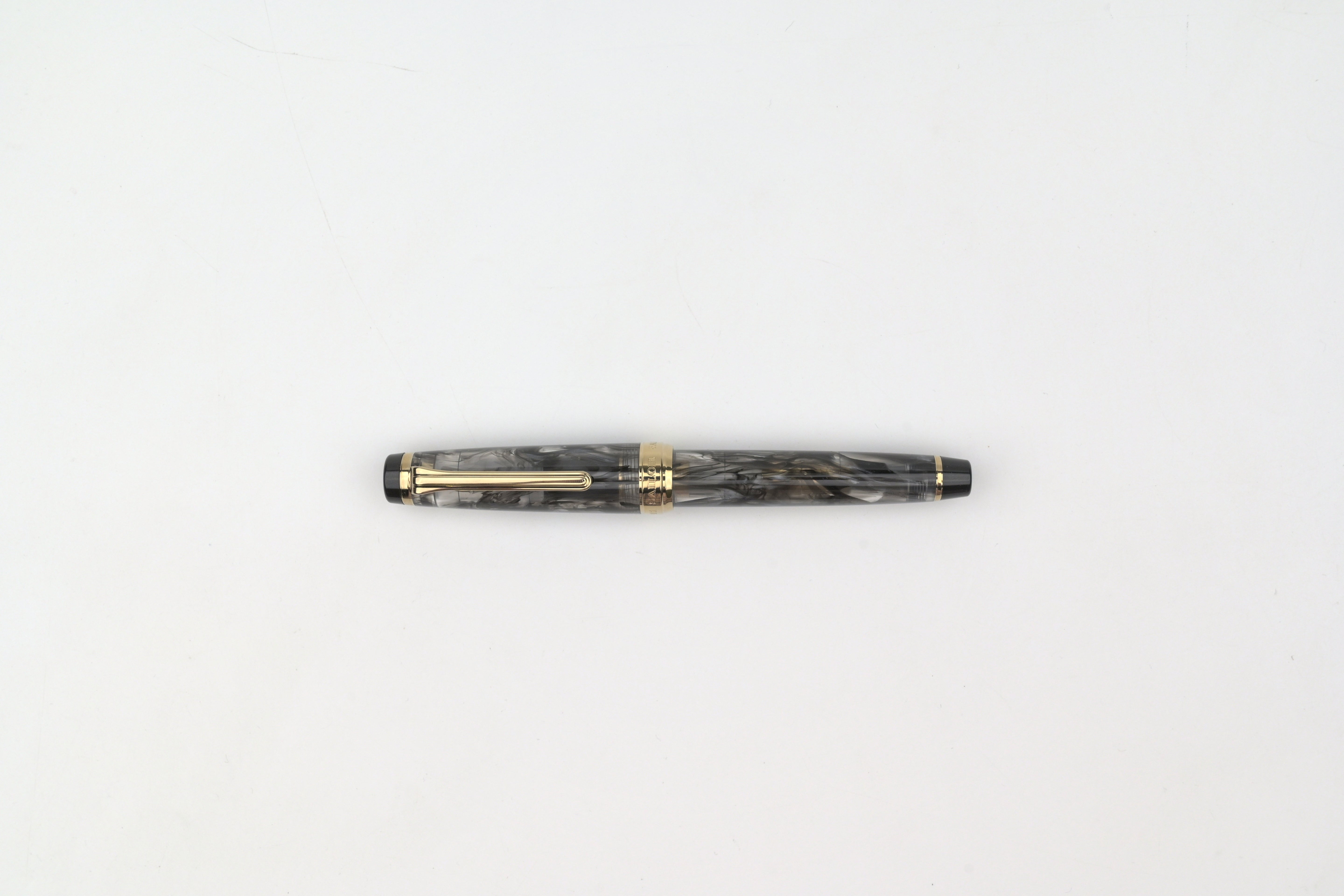 Sailor Veilio Fountain Pen - Pearl Black - 4th Edition - Limited Release