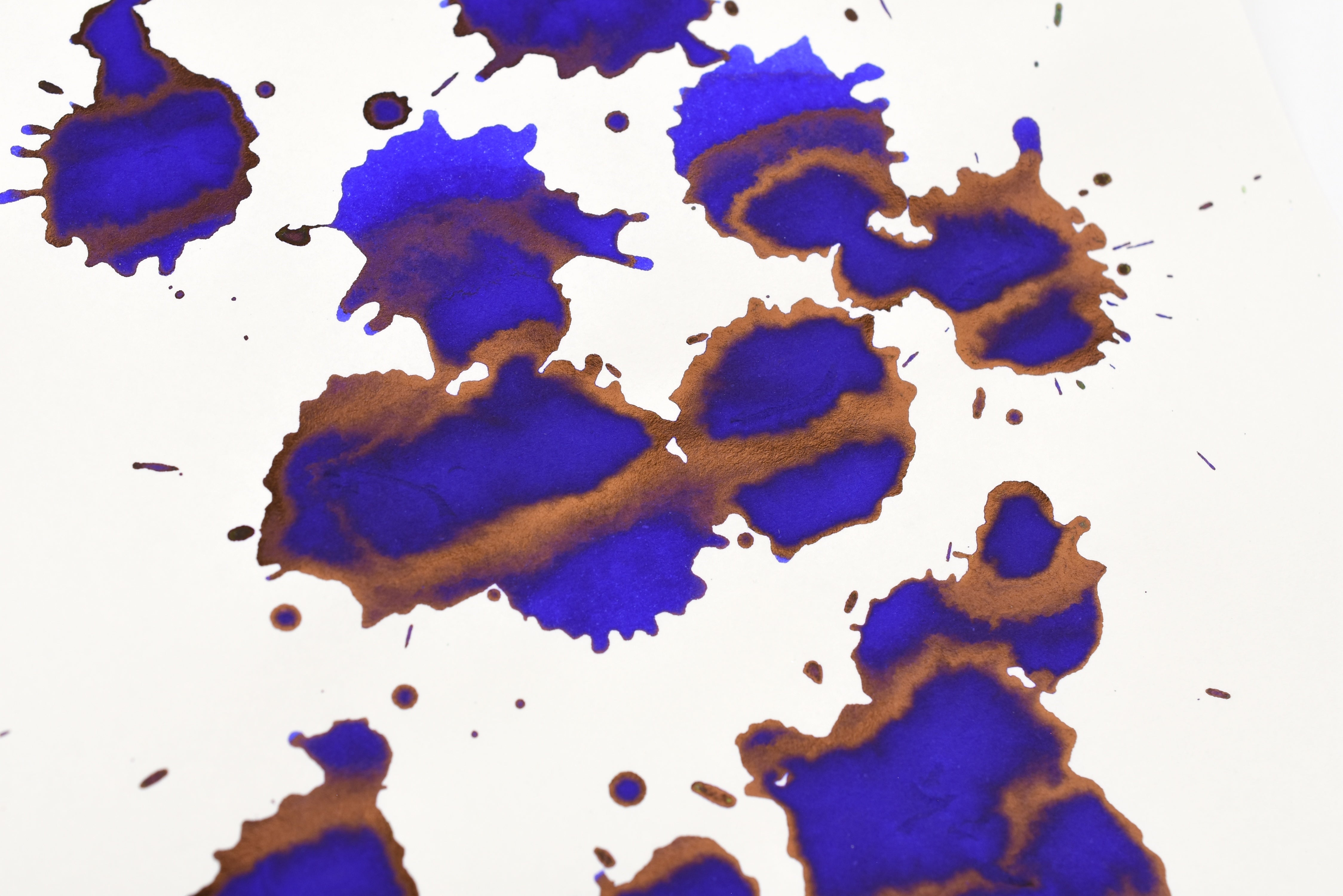 Troublemaker Inks - Sheening - Lam-ang - 60 mL