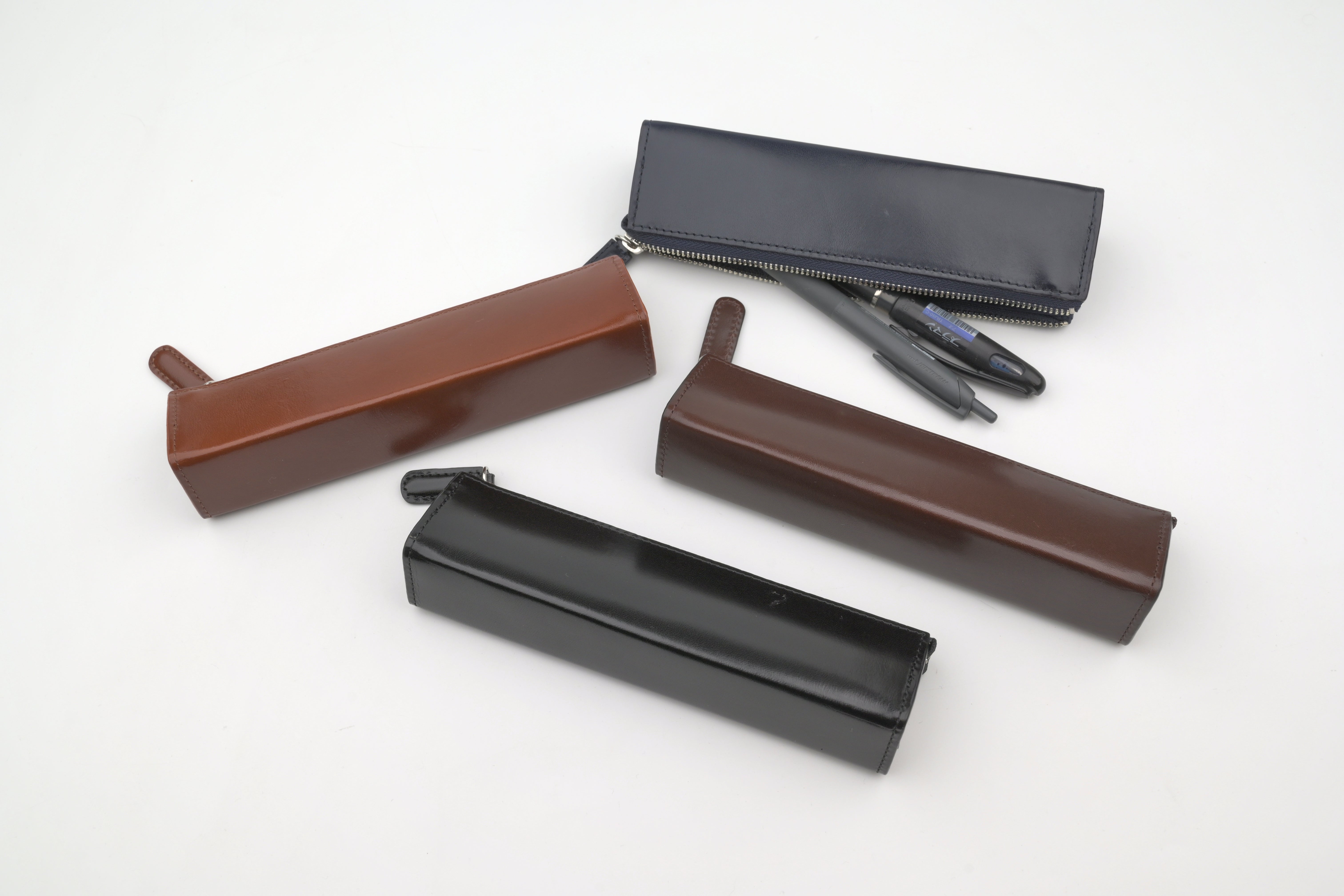 Slip-On CL Zipper Pen Pouch - Medium – Yoseka Stationery
