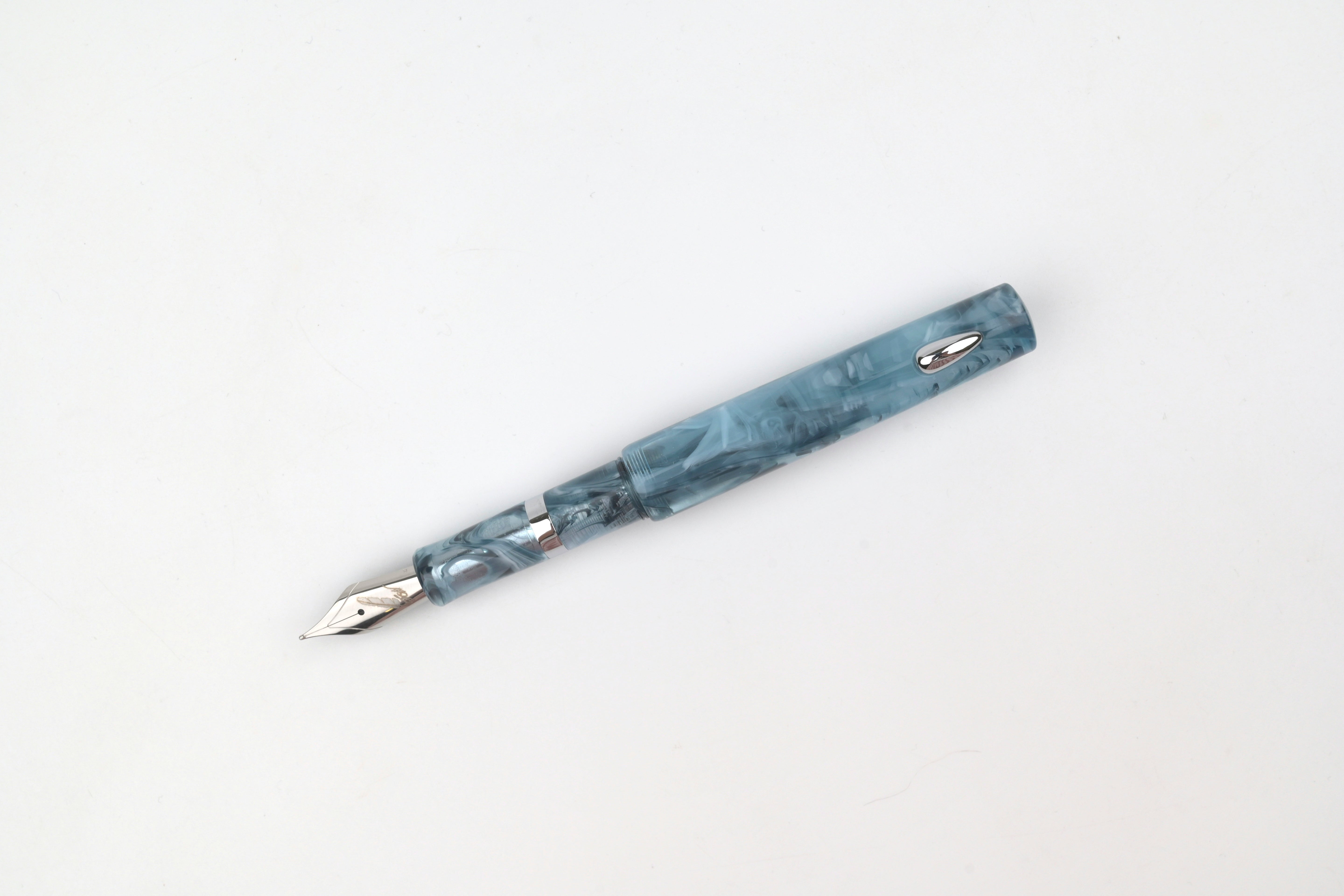 Fine Writing International Pencket Pocket Fountain Pen - Swamp Fog