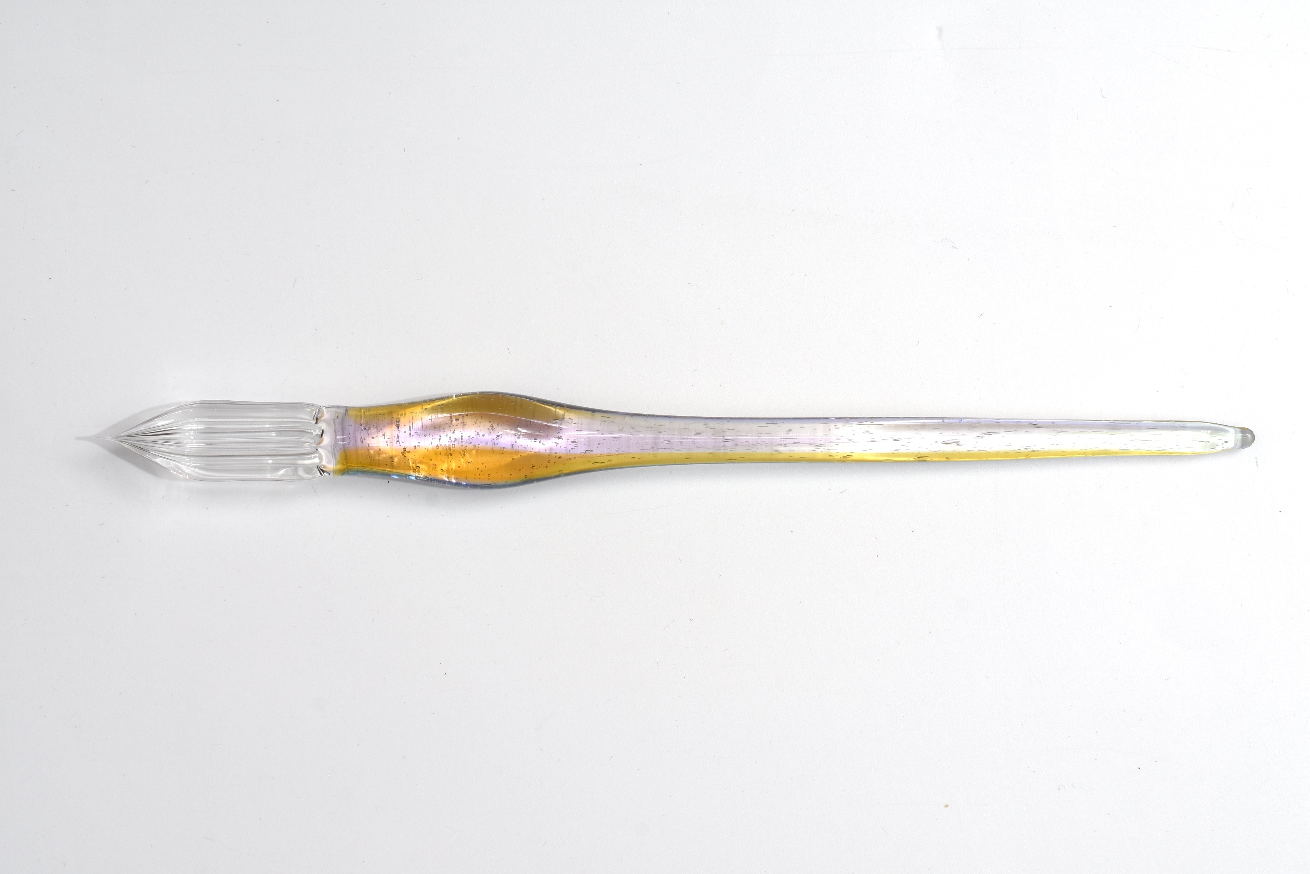 Glass Studio AUN Glass Pen - The changing colors of spring