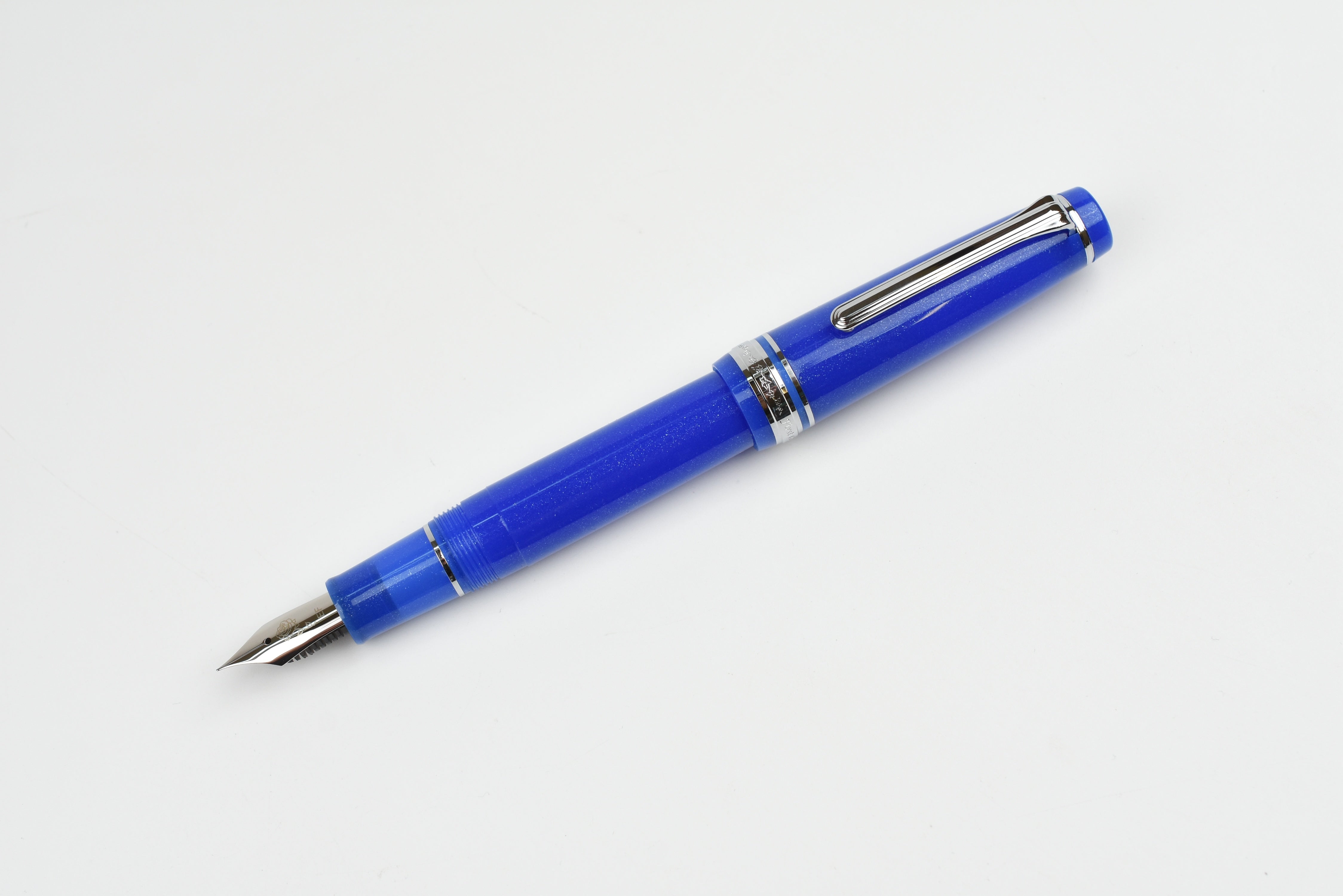 BUNGUBOX Original Fountain Pen - First Love - Artisan Hand Finished