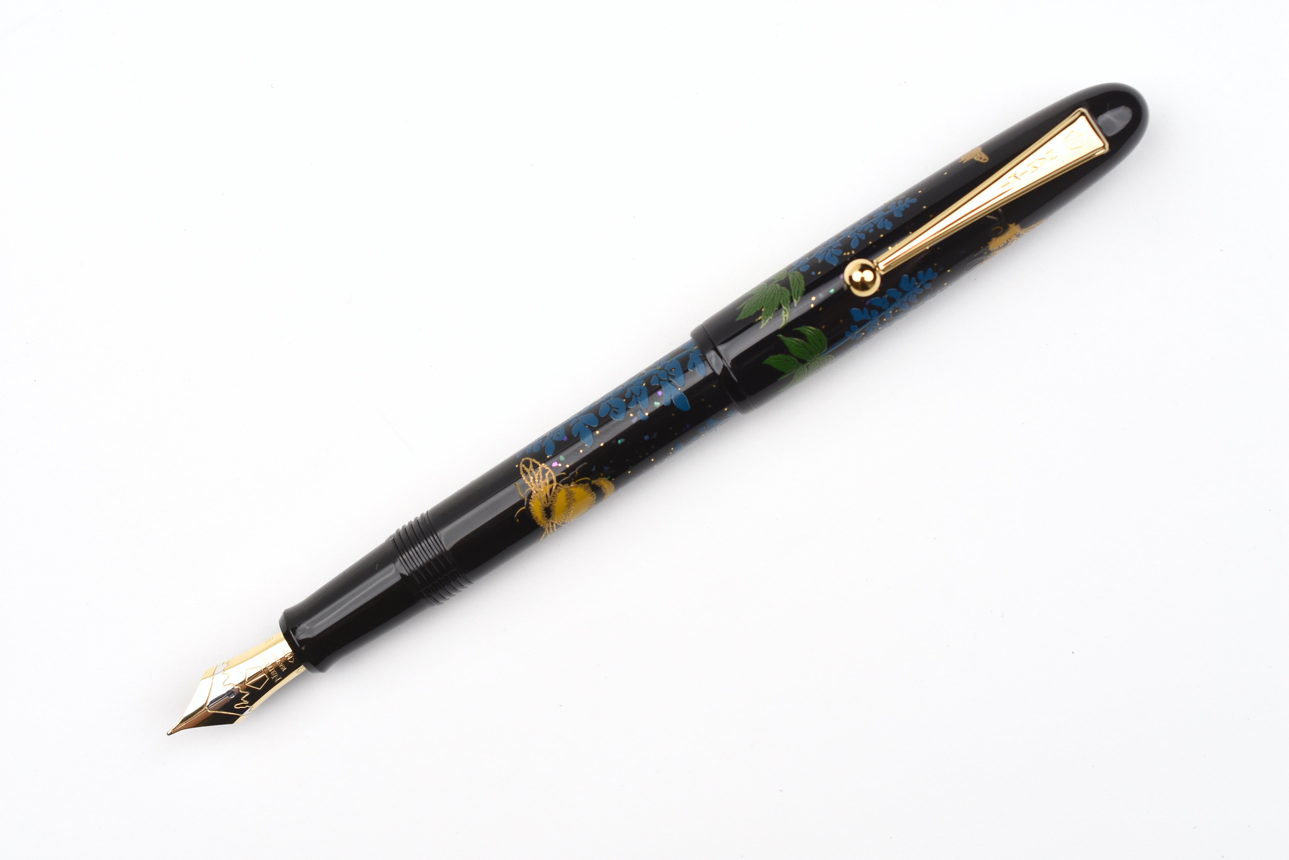 Pilot - Namiki Yukari Maki-e Fountain Pen - Bumblebee - Limited