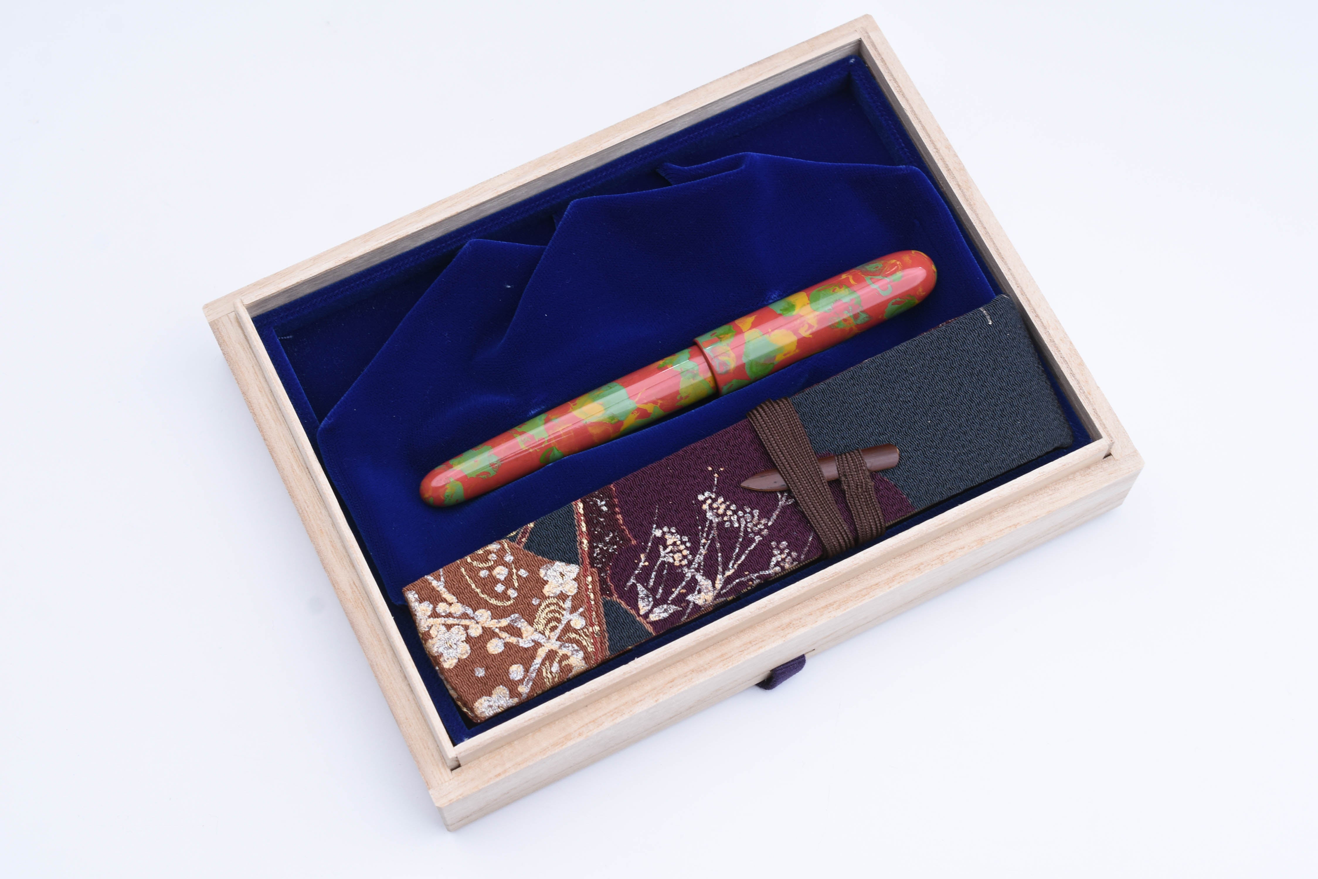 Stylo plume SAILOR Rei Aomori Fugamon-nuri URUSHI Ochiguri-iro Nib M Stylo plume SAILOR Rei Aomori Fugamon-nuri URUSHI Ochiguri-iro Nib M