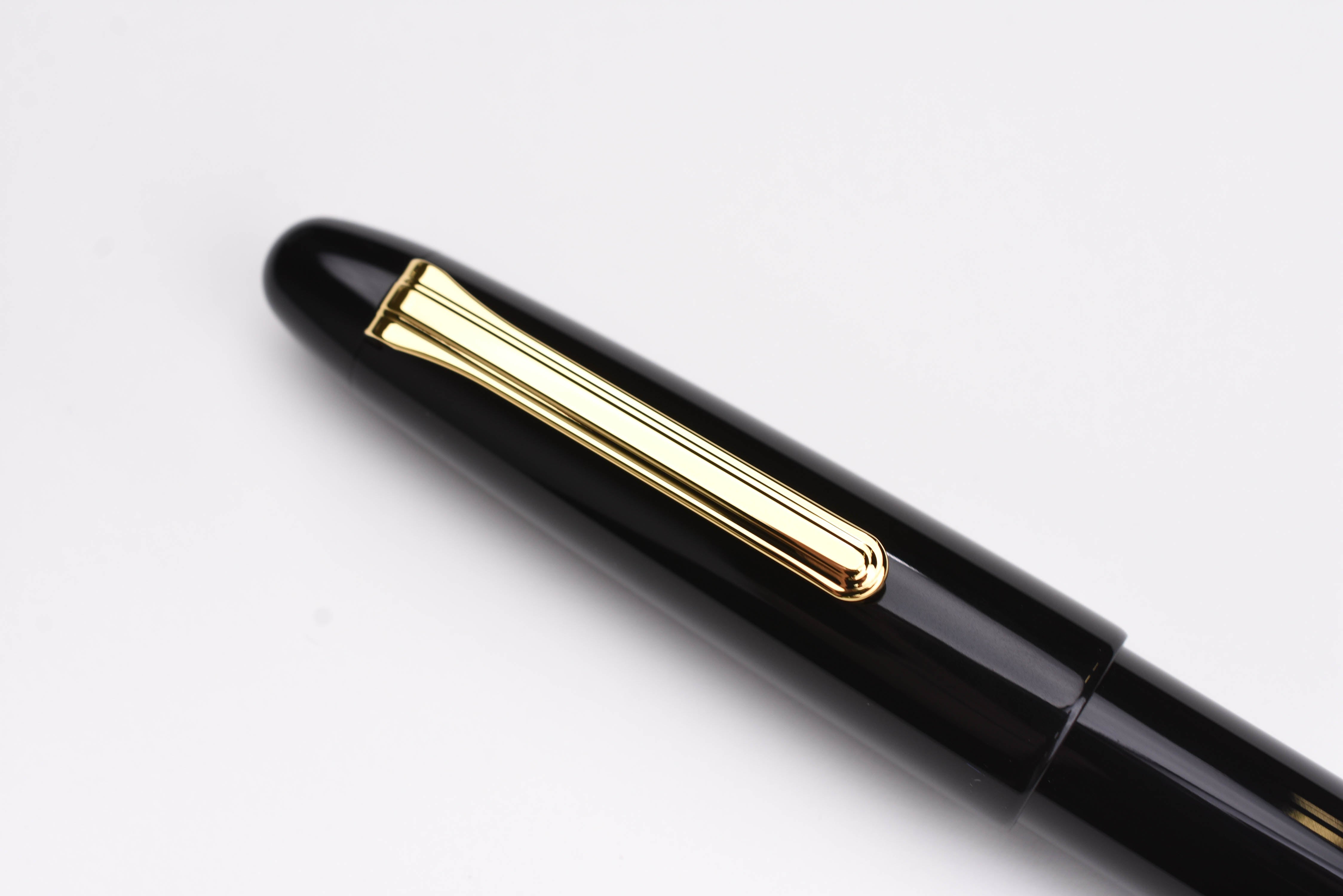 Sailor 1911 King of Pen - Black Ebonite Fountain Pen - Gold