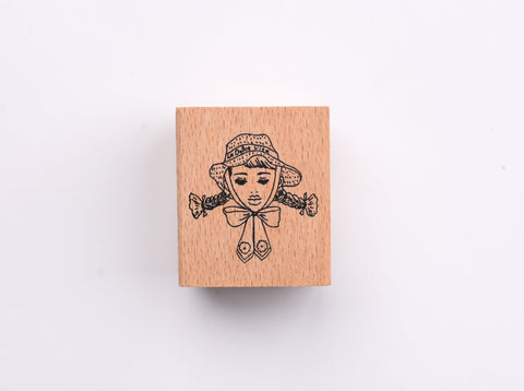 La Dolce Vita Rubber Stamp - Straw Hat with Ribbon Girl
