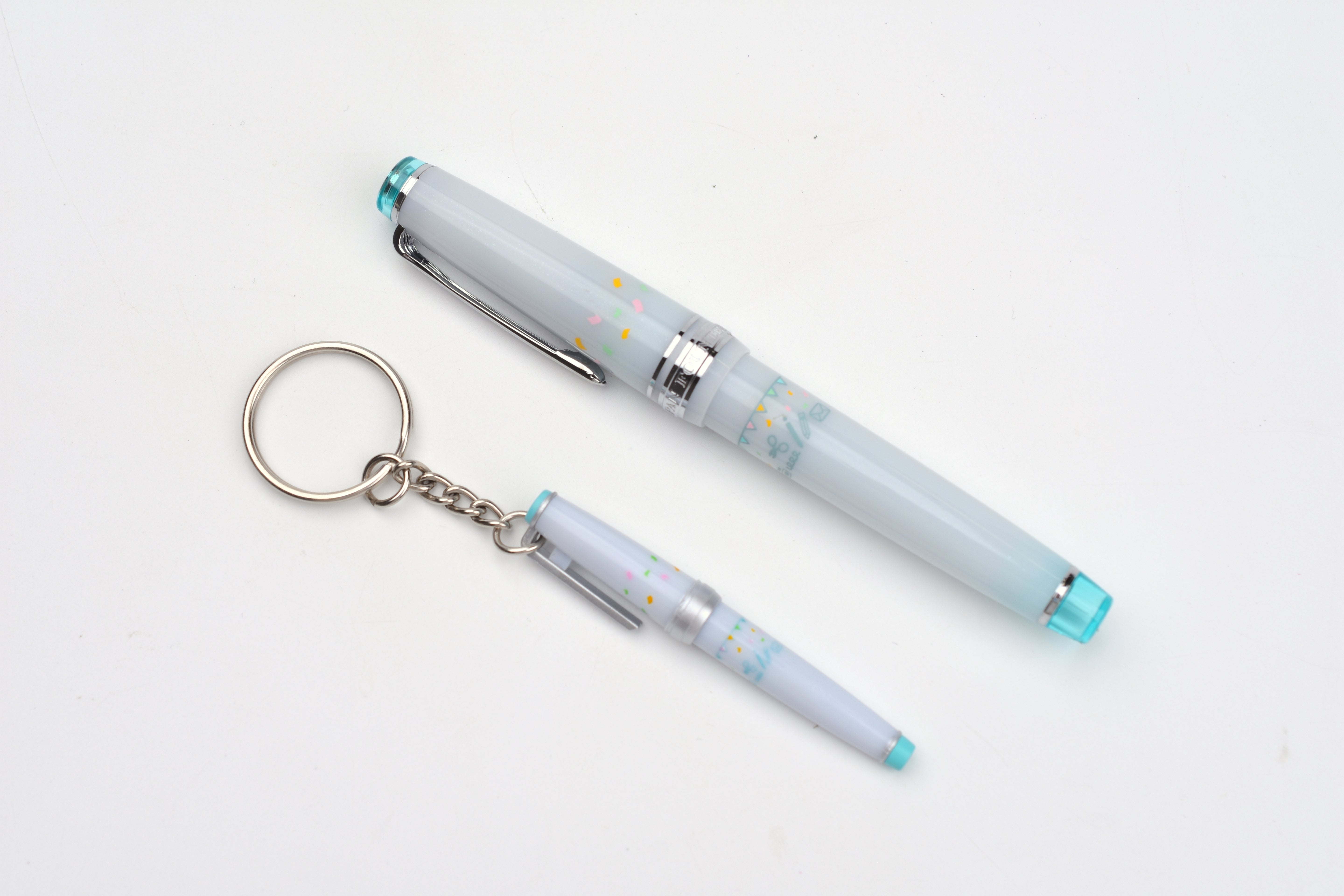 Yoseka Mini Fountain Pen Keychain - Stationery Fest 2024 - Confetti