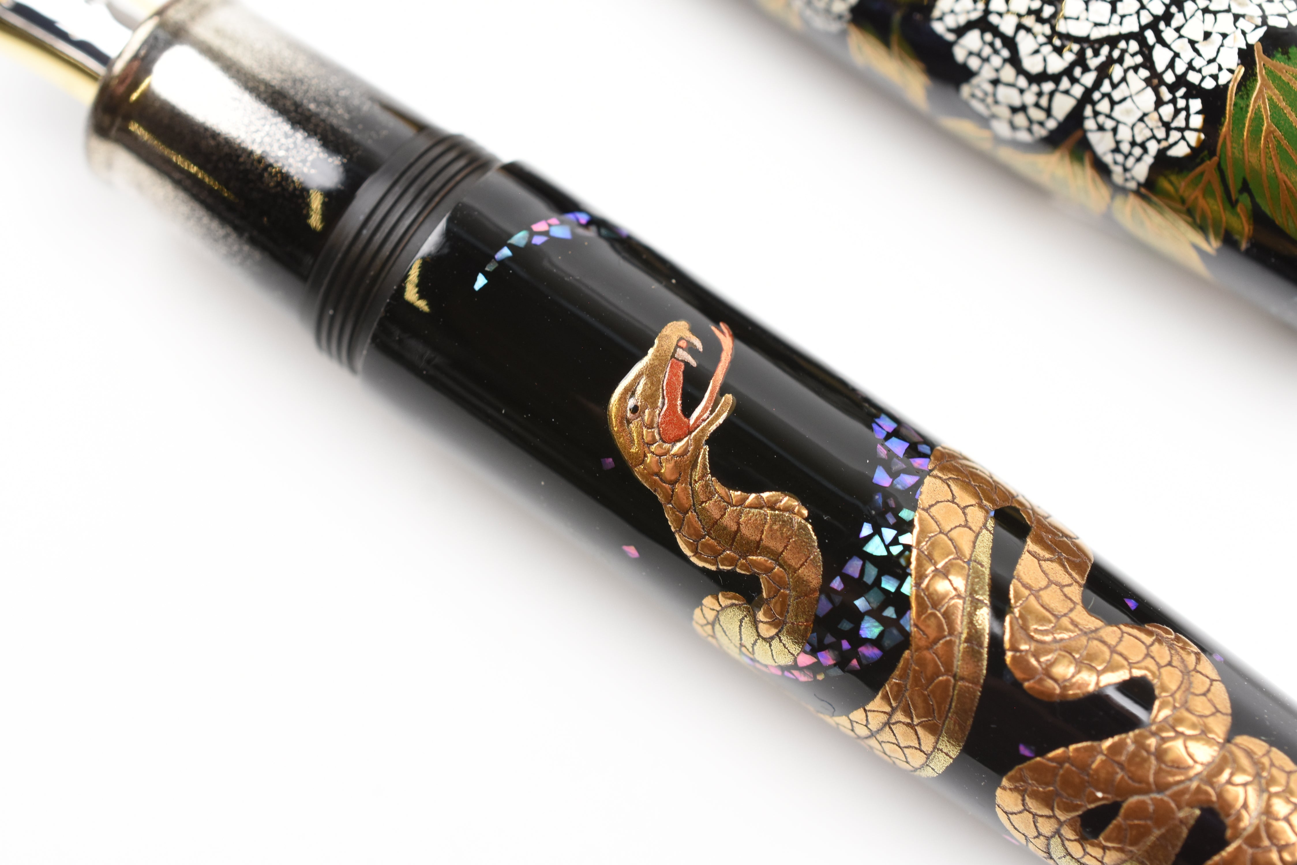 Taccia Empress Fountain Pen - Serpent - Limited Edition – Yoseka