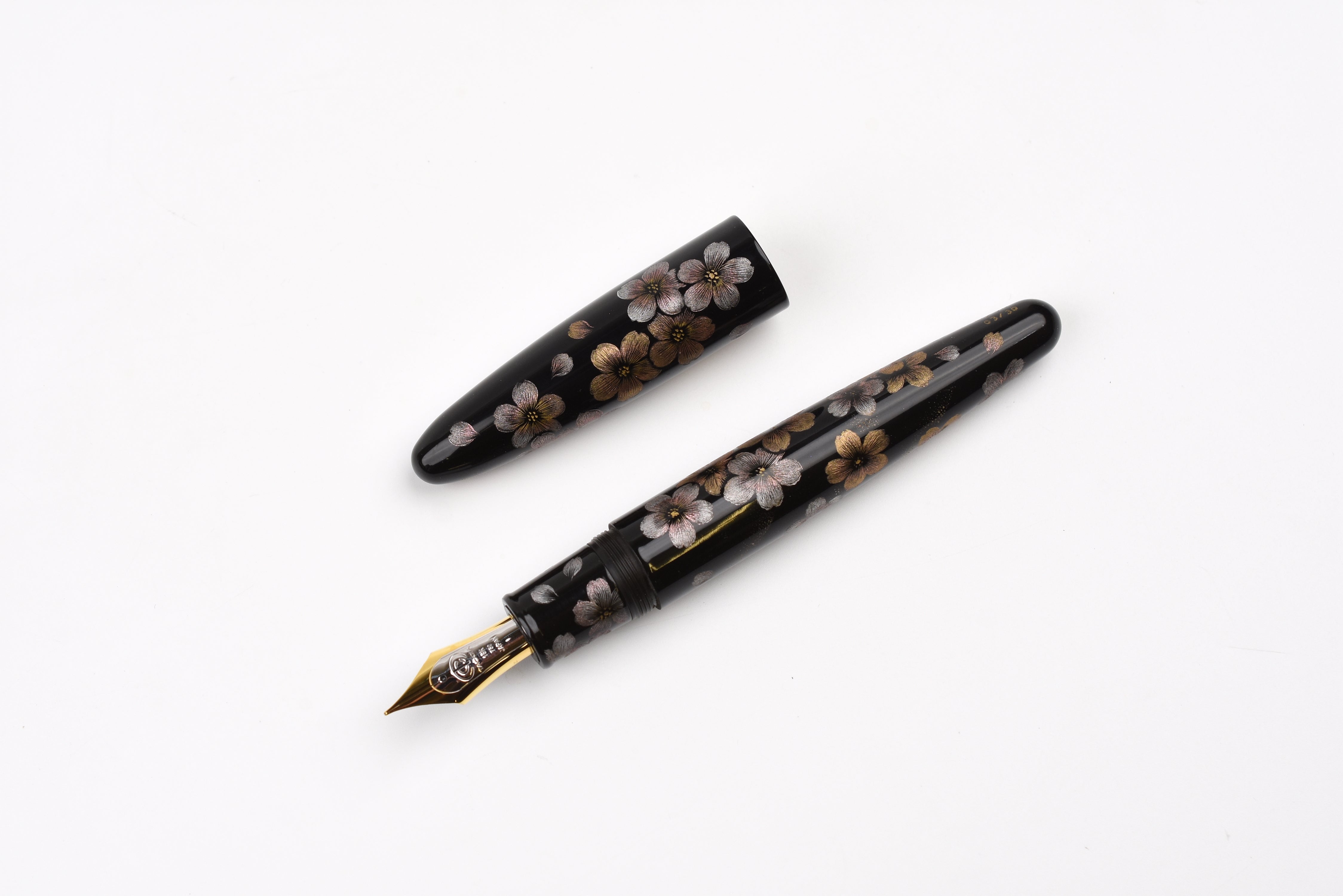 Taccia Empress Fountain Pen - Aka-Fuji & Sakura Chinkin - Limited Edition