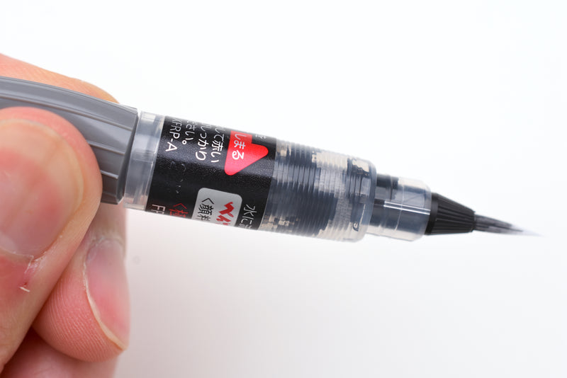 Pentel Fude Quick Dry Pigment Ink Brush Pen - Black Ink - Medium Tip –  Bunbougu