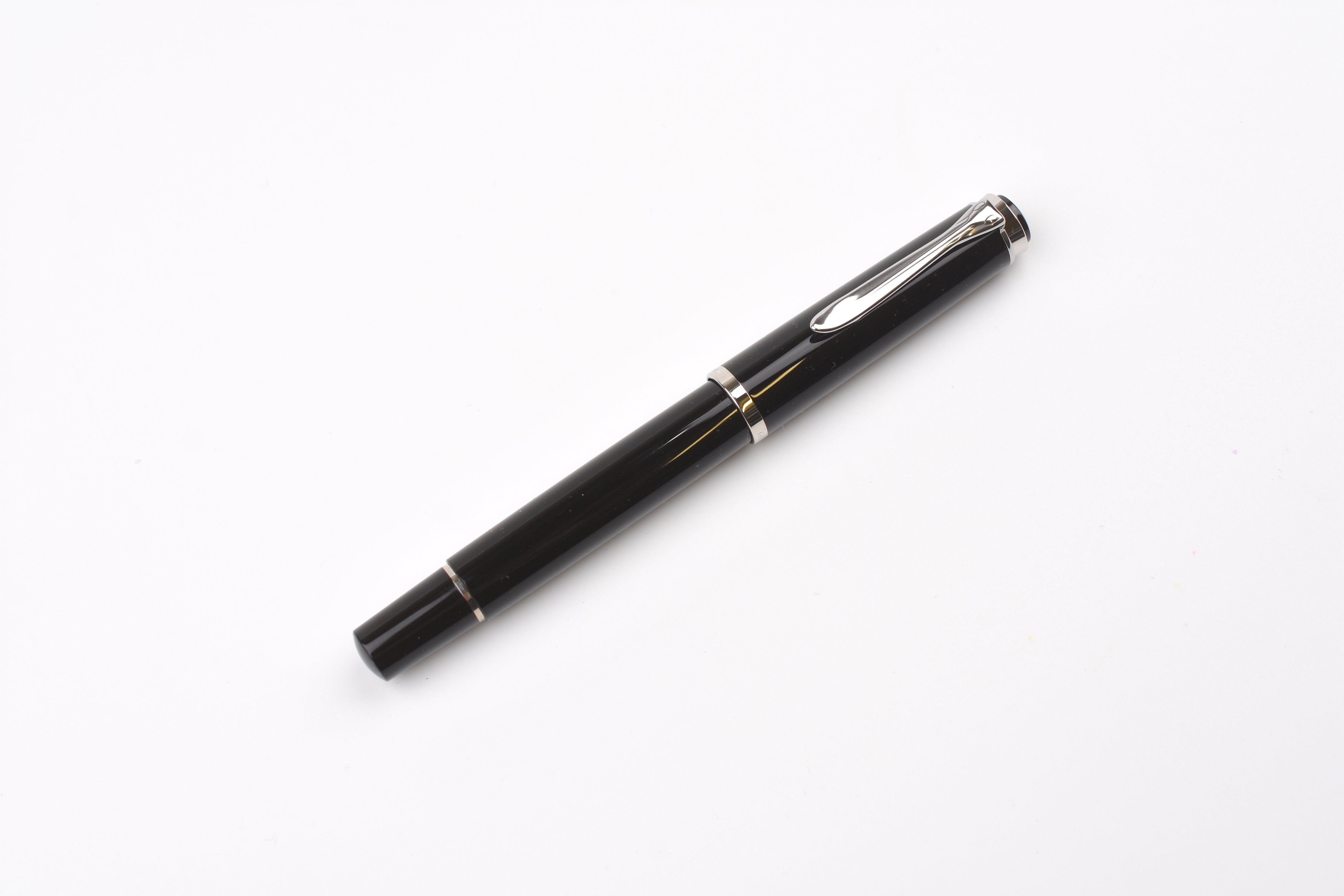 Pelikan M205 Fountain Pen - Classic - Black Silver – Yoseka Stationery