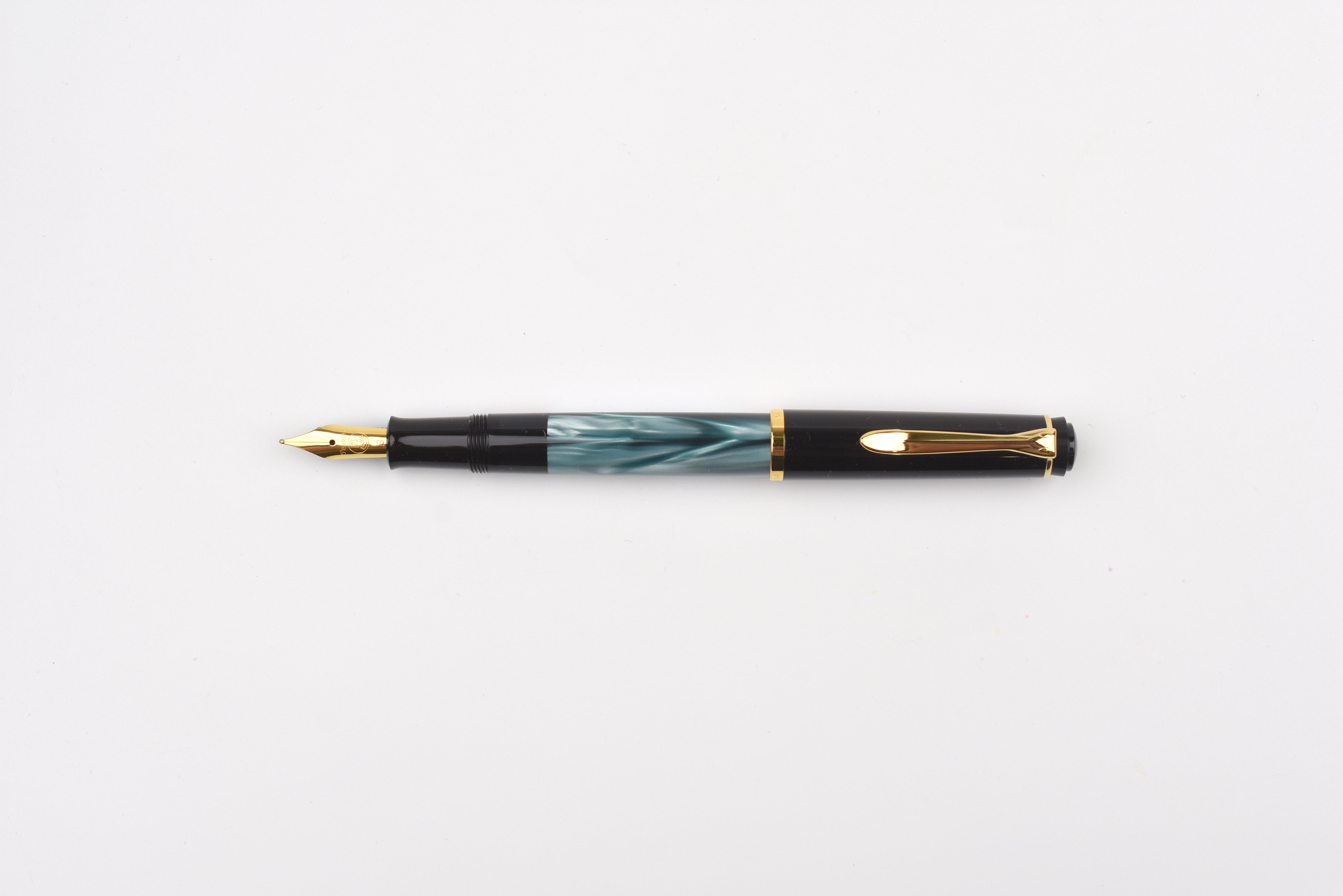 Pelikan M200 Fountain Pen - Classic - Green Marble – Yoseka Stationery