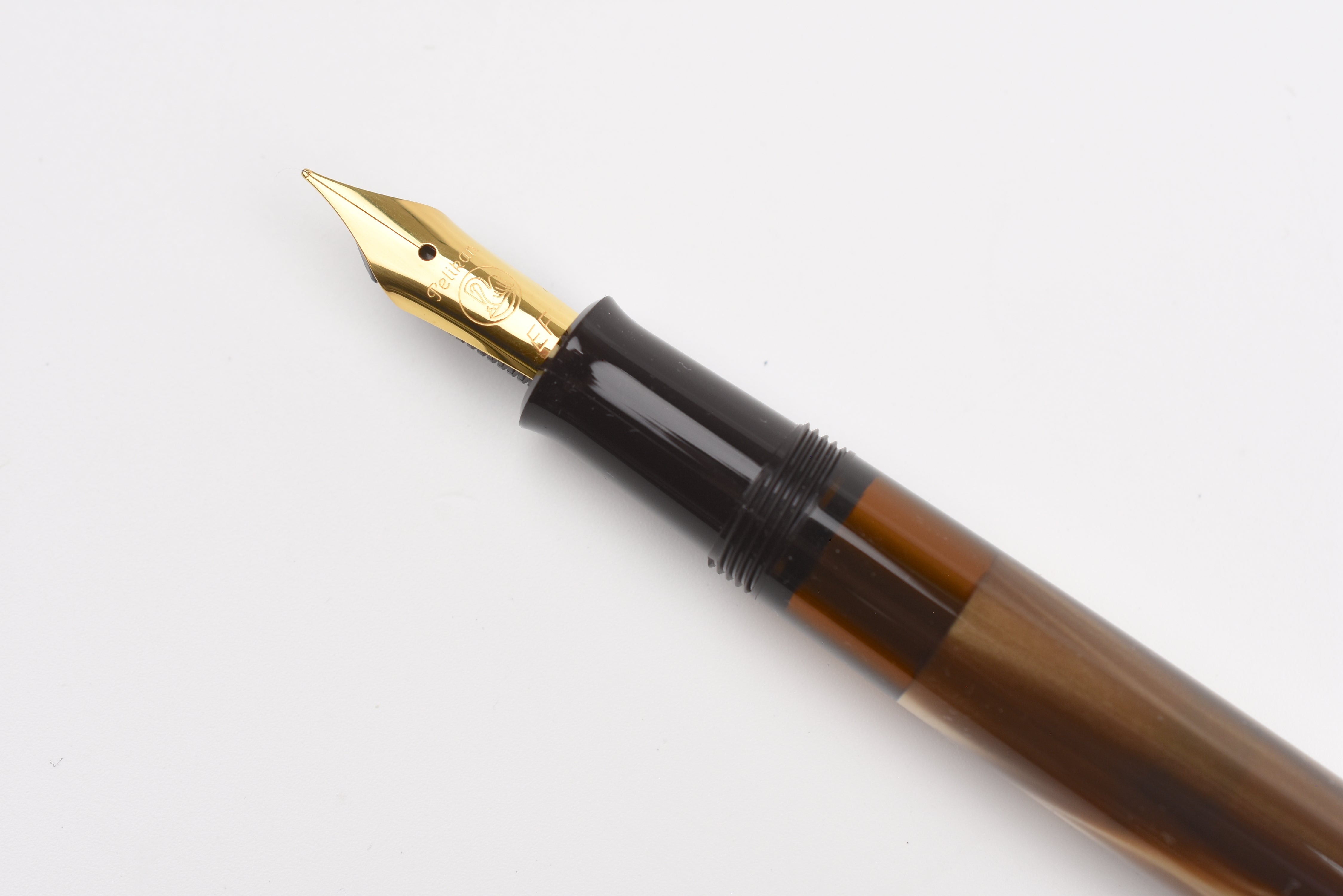 Pelikan M200 Fountain Pen - Classic - Brown Marble – Yoseka Stationery