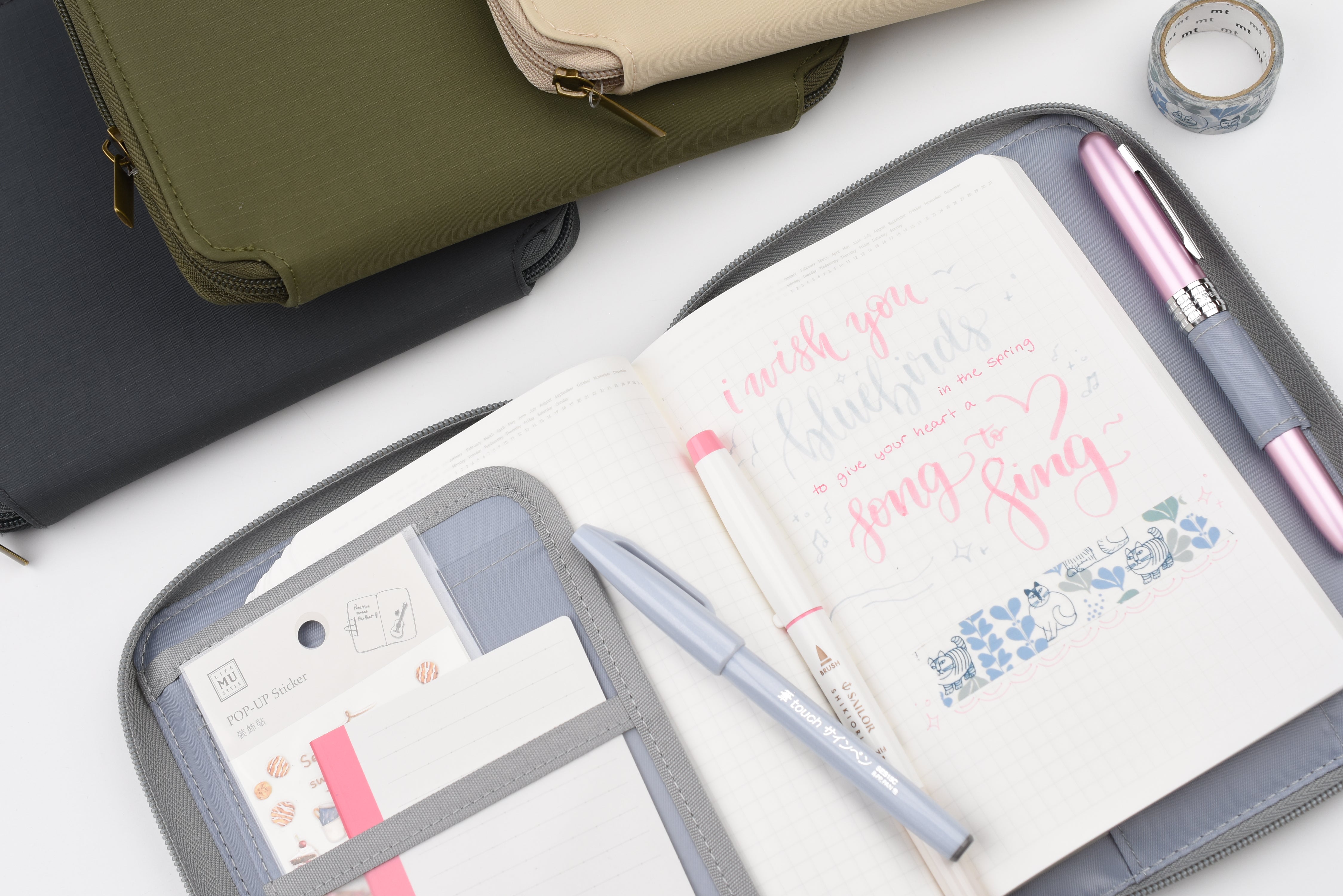 Kleid Stand Carry Notecase - B6