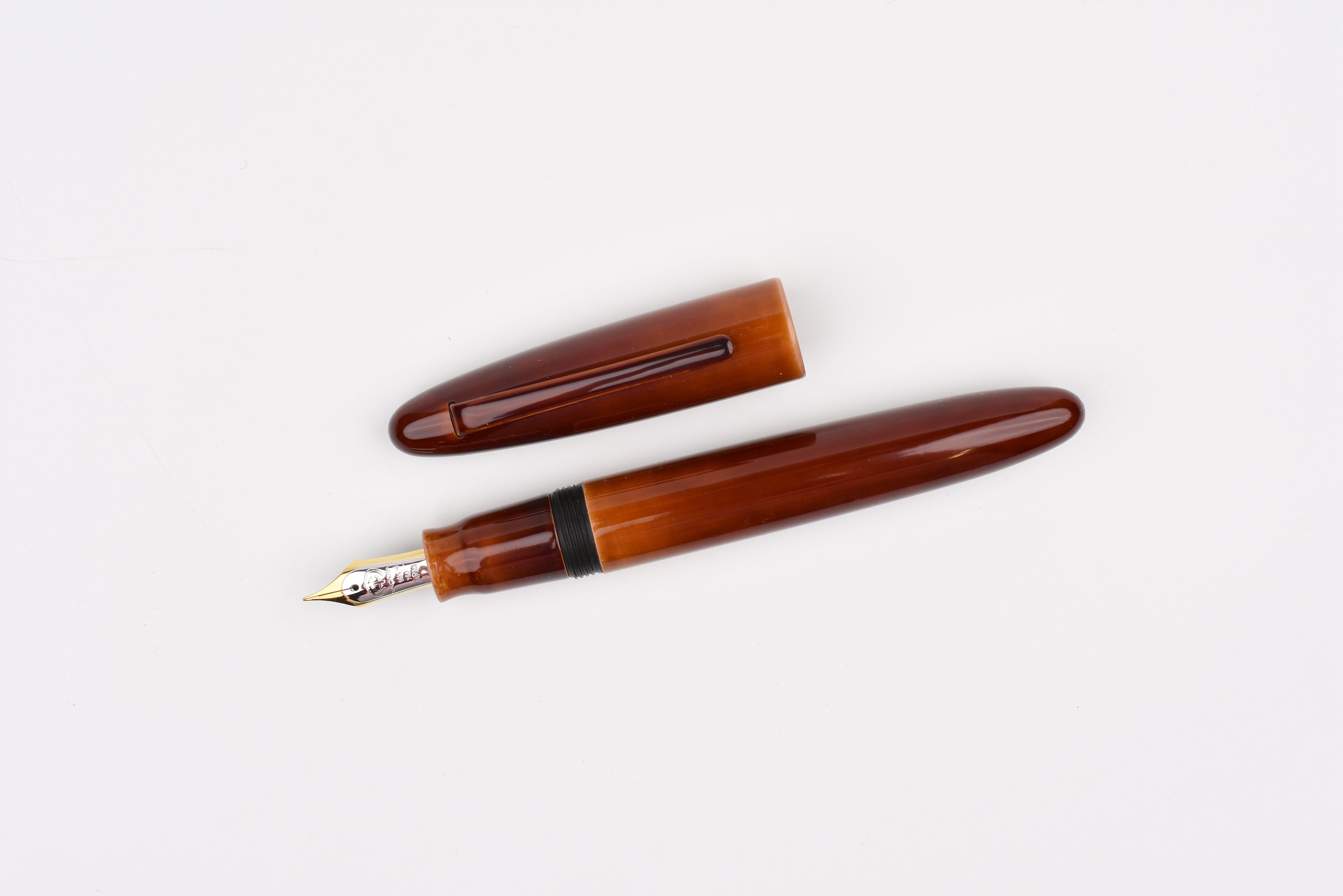 Taccia Miyabi Earth Fountain Pen - Toki Tamenuri - Limited Edition