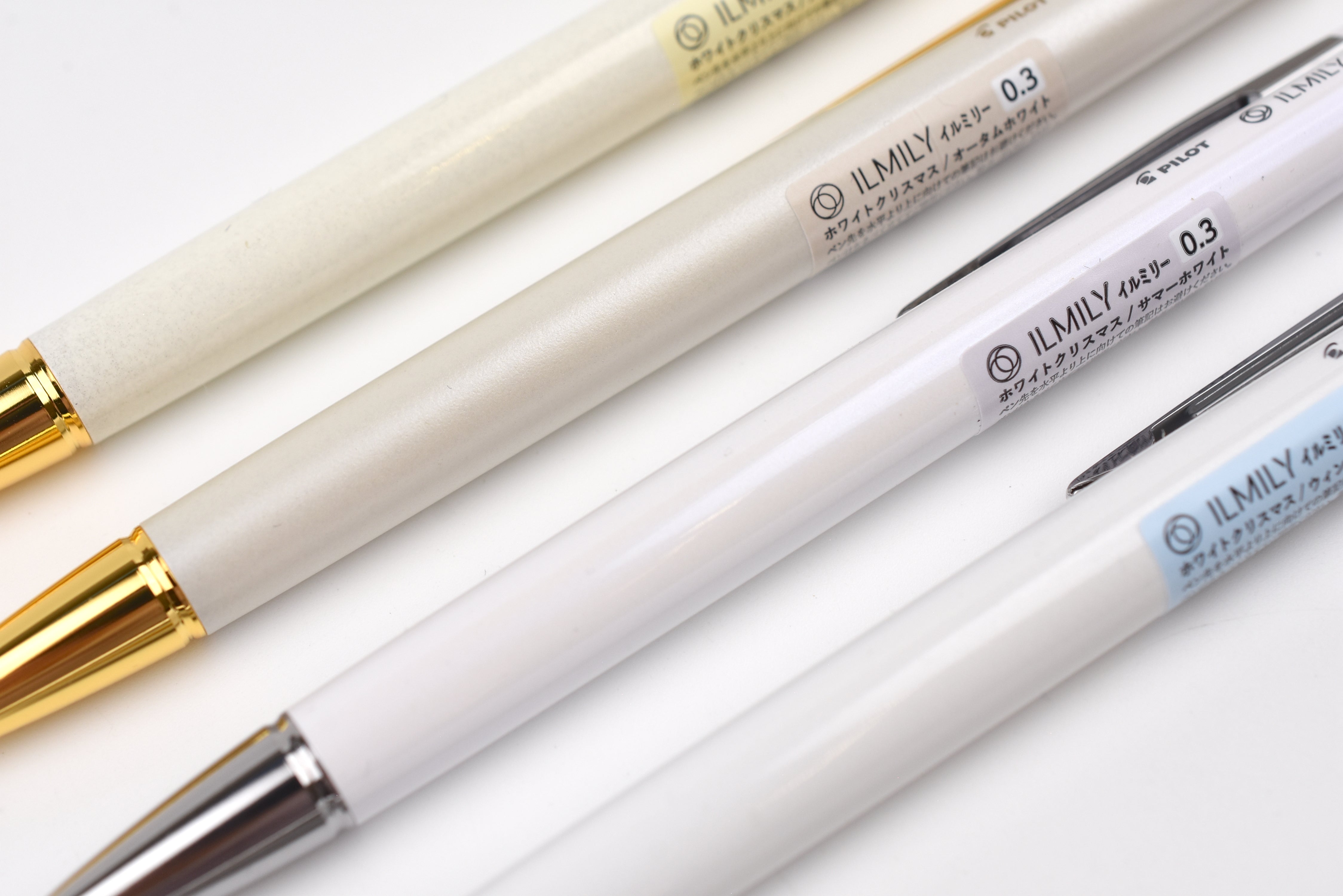 Pilot ILMILY Ballpoint Pen - White Christmas - 0.3mm - 2025 Limited Edition